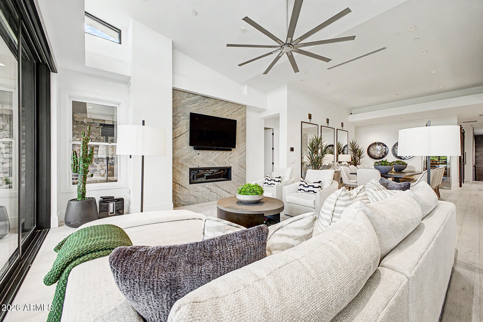 37200 N Cave Creek Road 2123