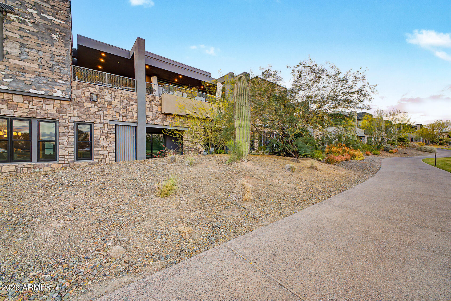 37200 N Cave Creek Road 2123