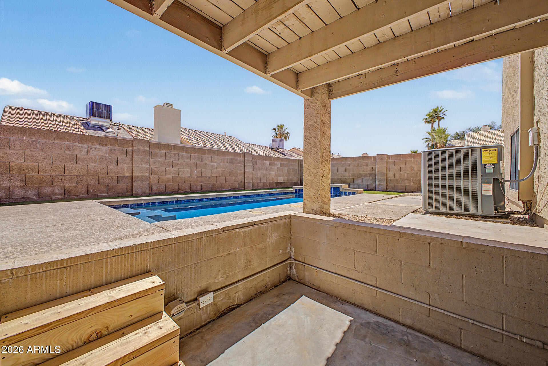 4021 E AMBERWOOD Drive