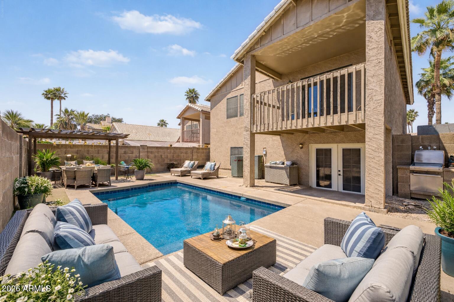 4021 E AMBERWOOD Drive