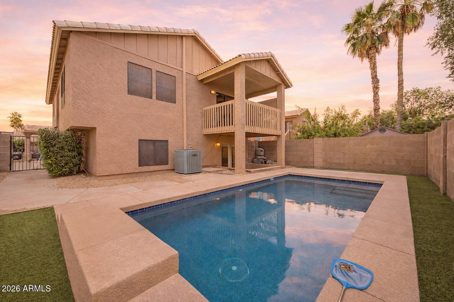 4021 E AMBERWOOD Drive