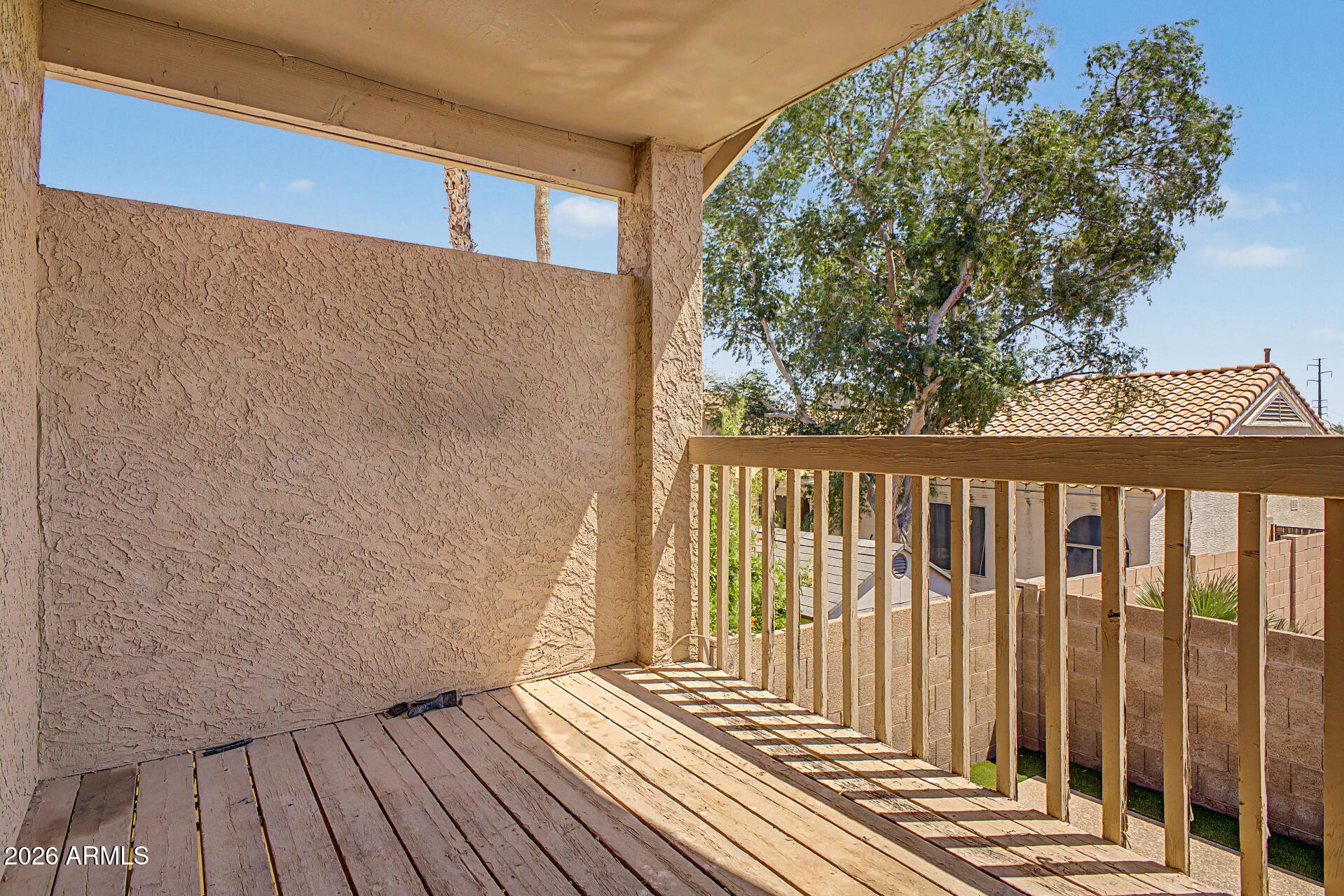 4021 E AMBERWOOD Drive