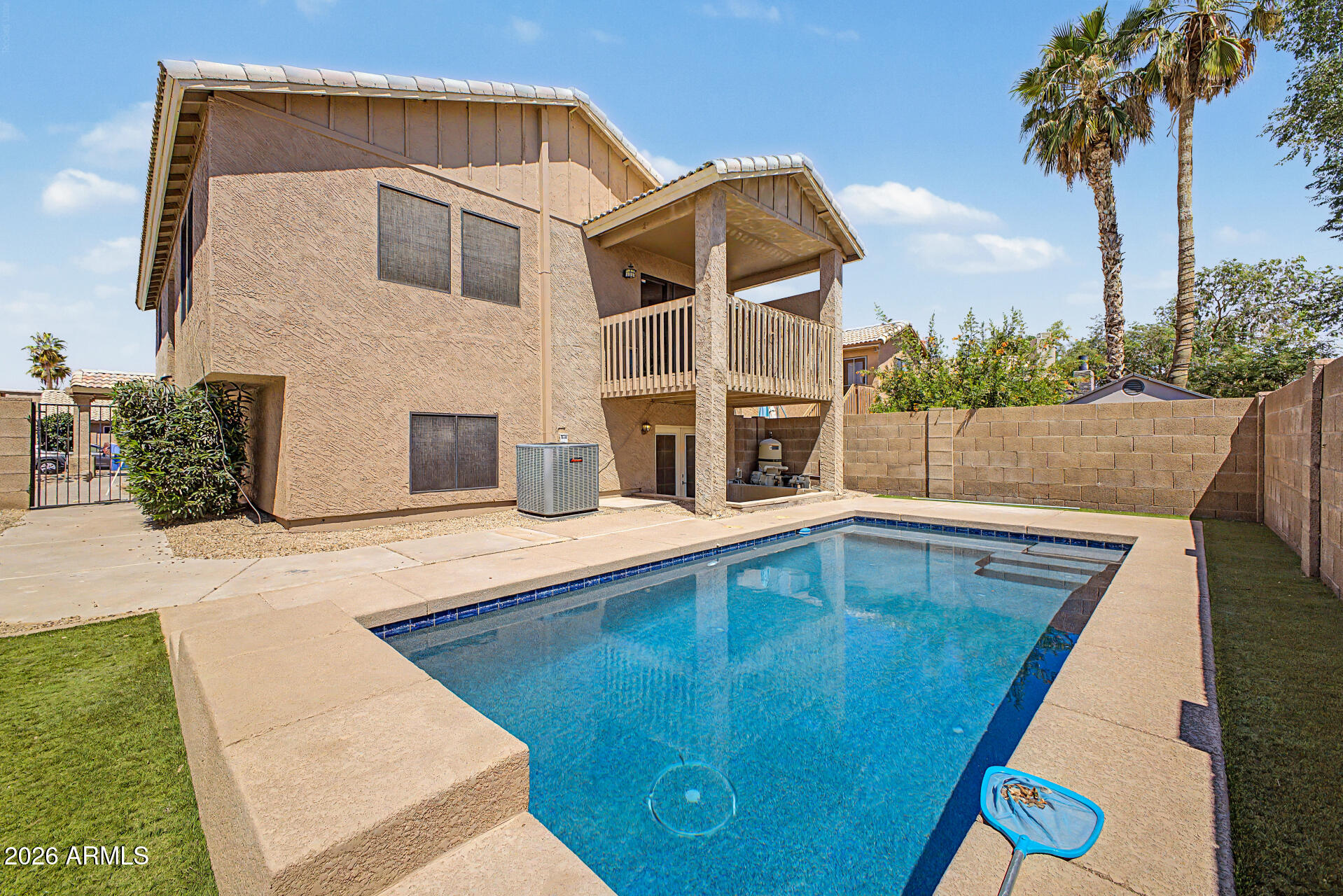 4021 E AMBERWOOD Drive