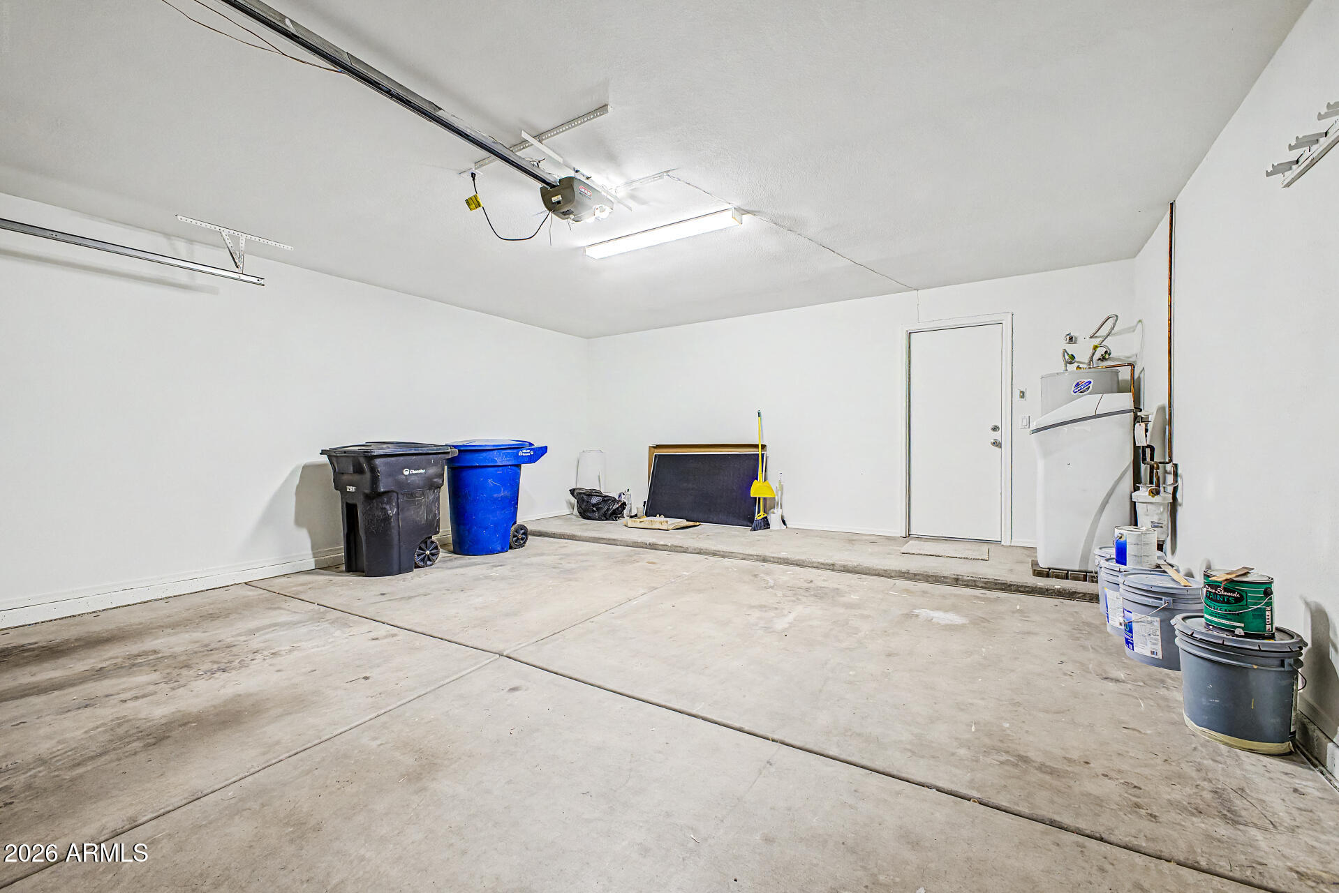 119 S COMANCHE Drive