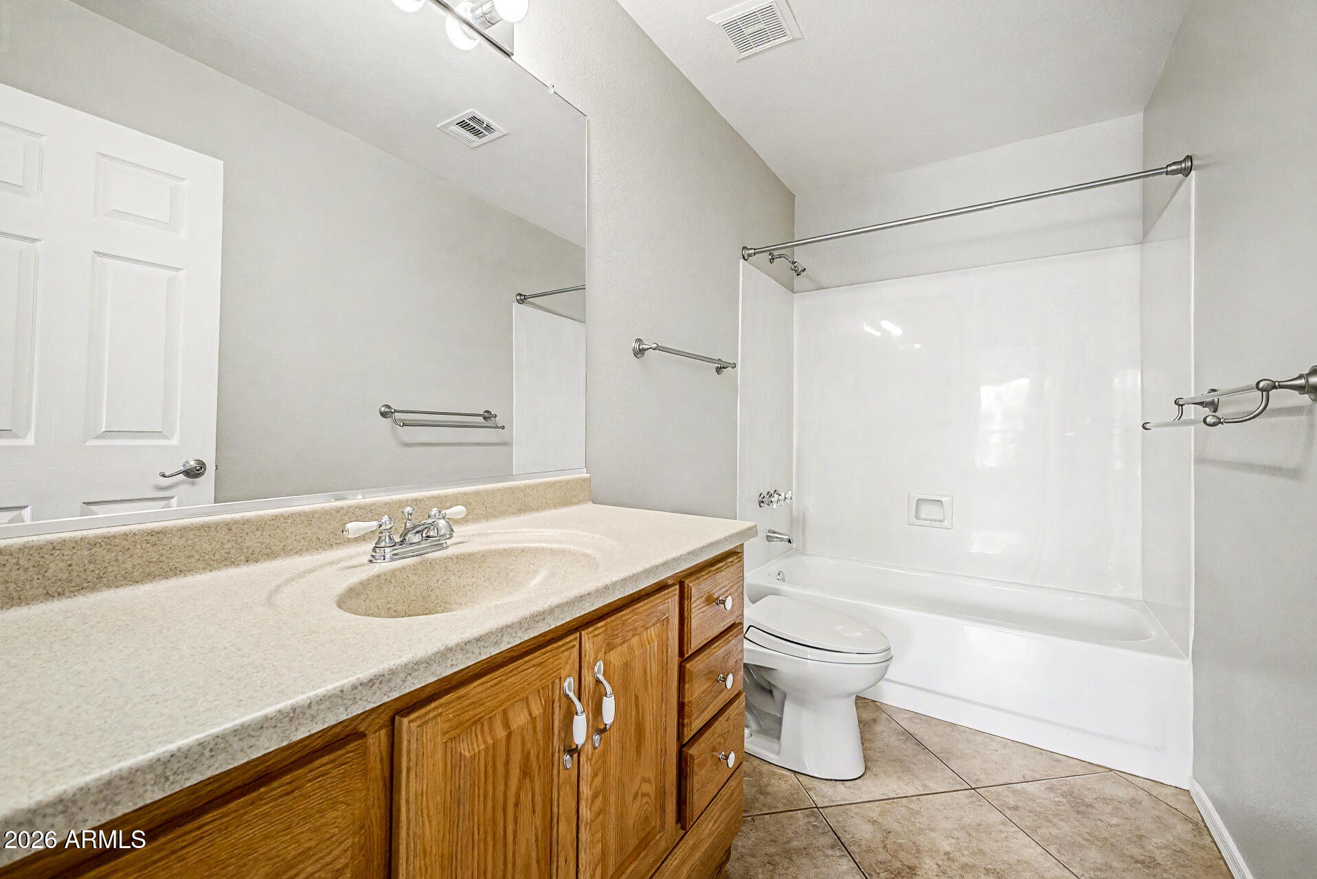 119 S COMANCHE Drive