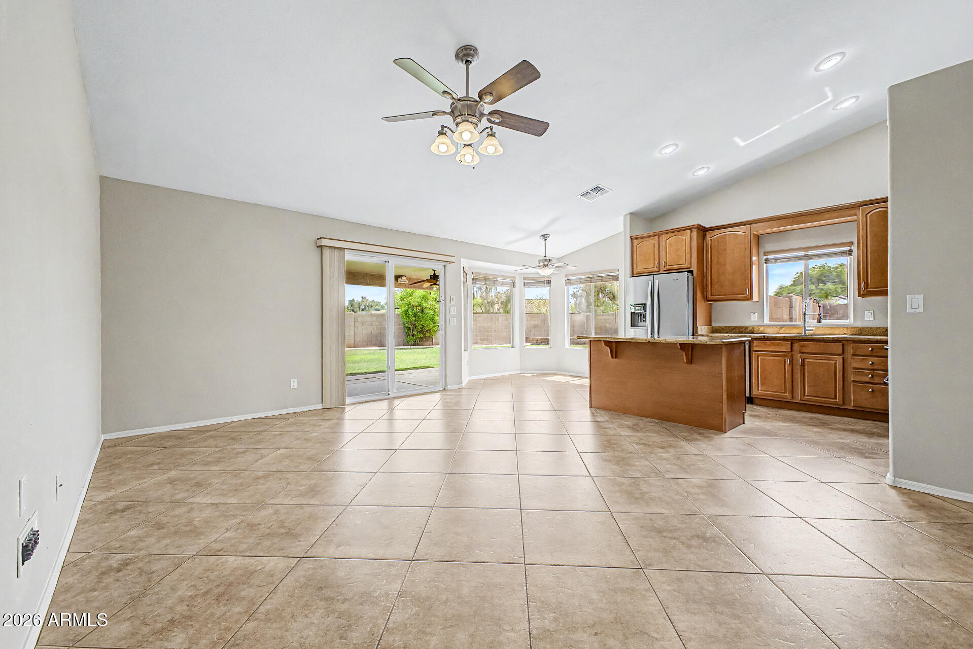 119 S COMANCHE Drive