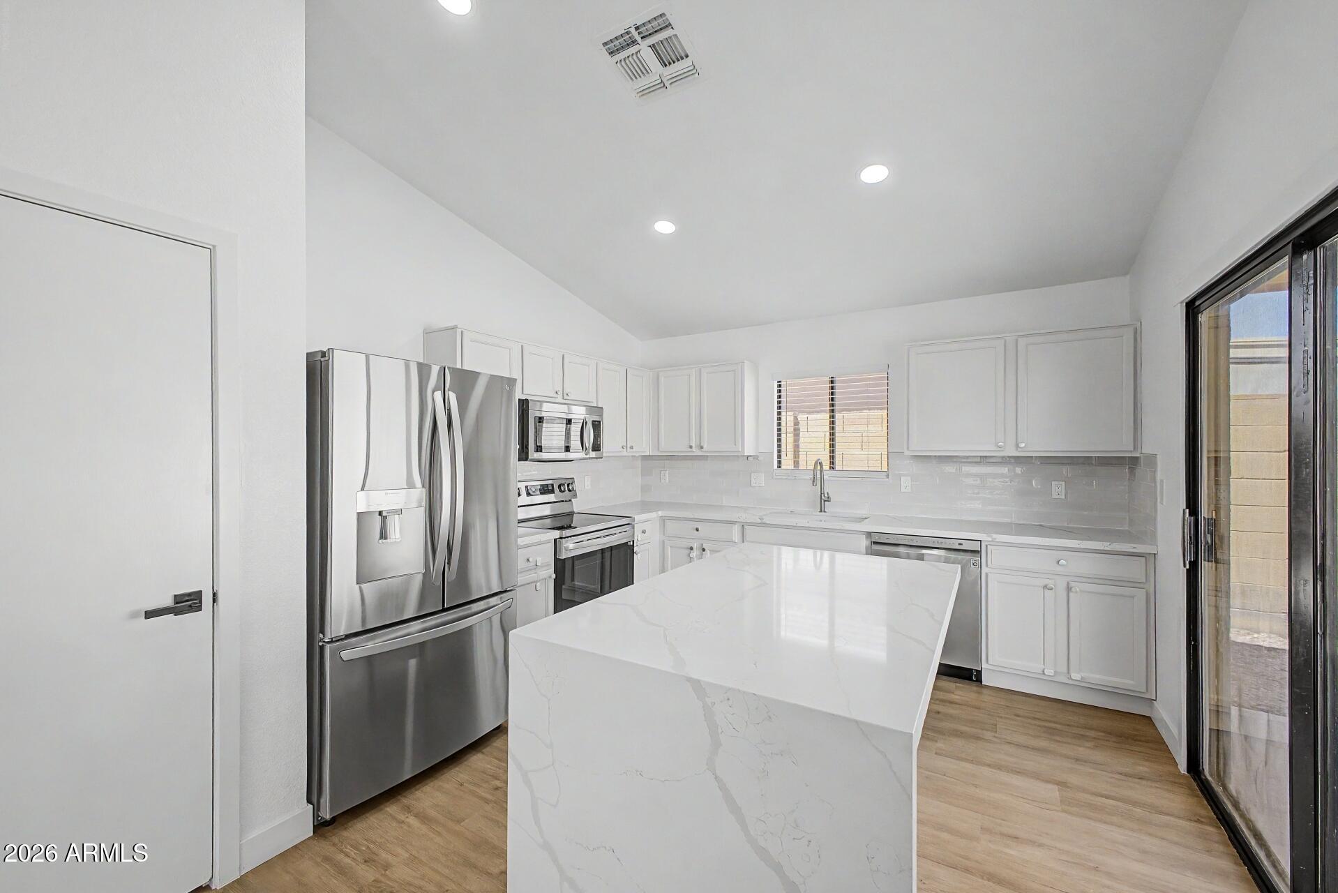 16813 N 113TH Avenue