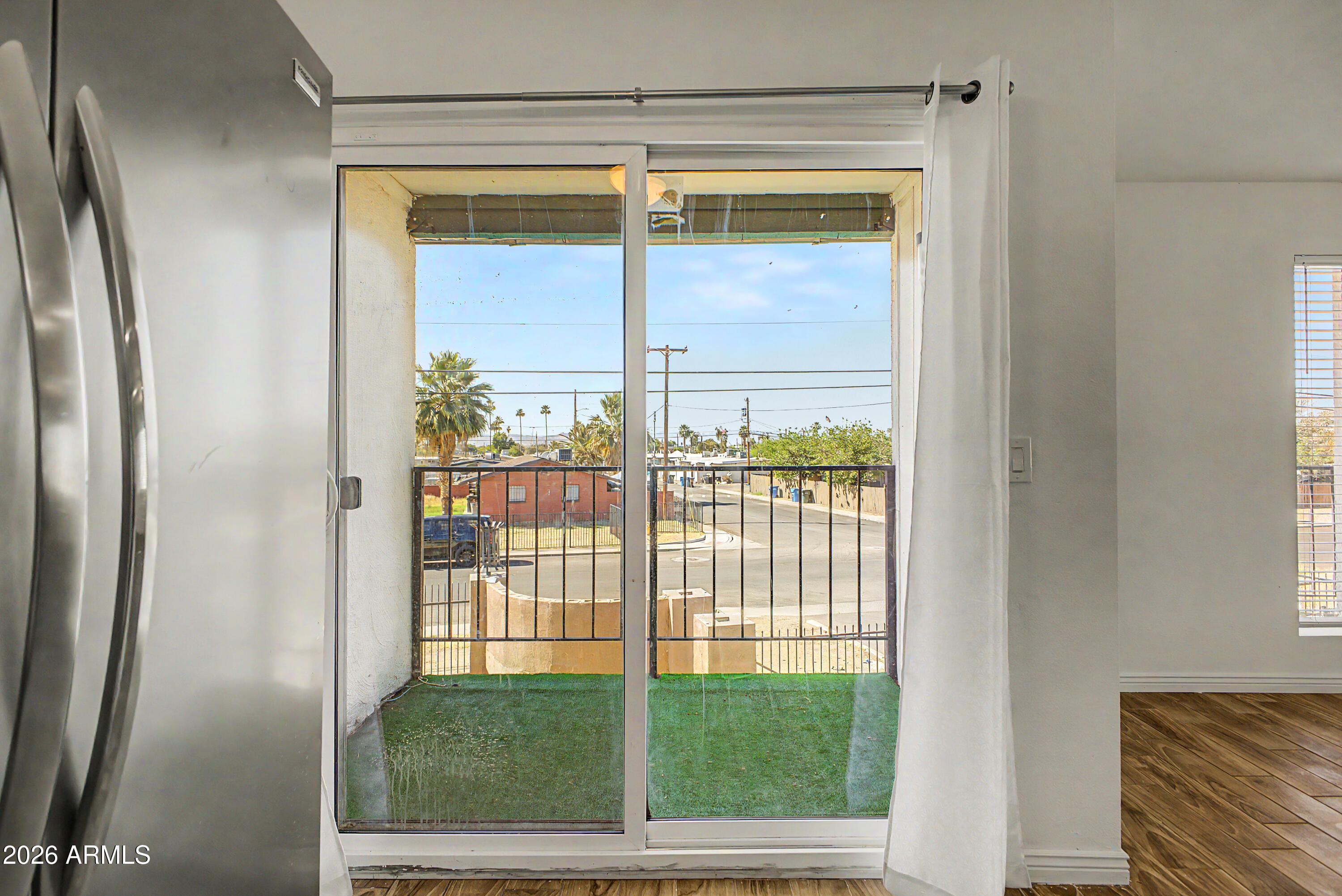 2132 W Glenrosa Avenue 81D