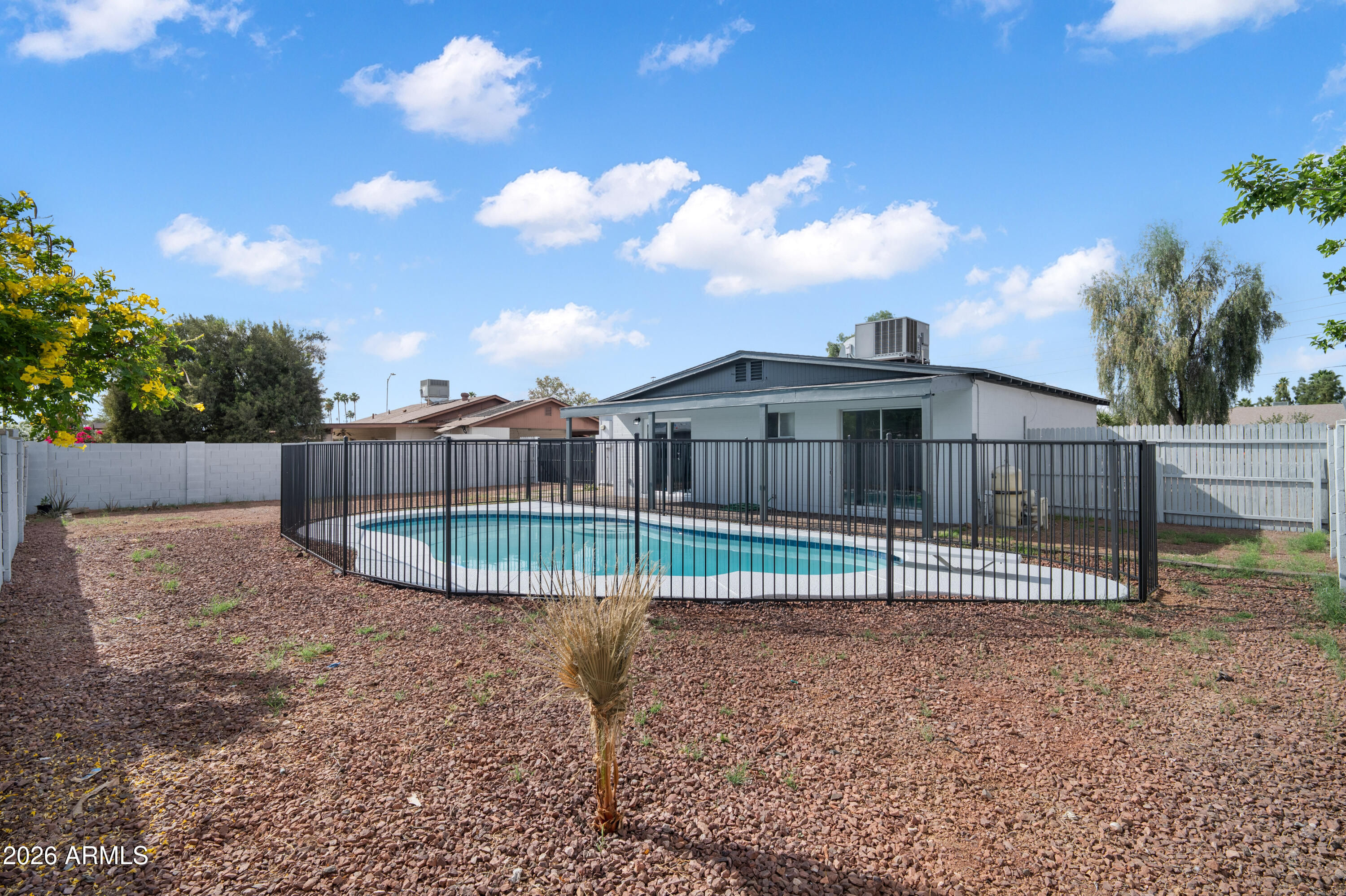 3047 W GREENWAY Road