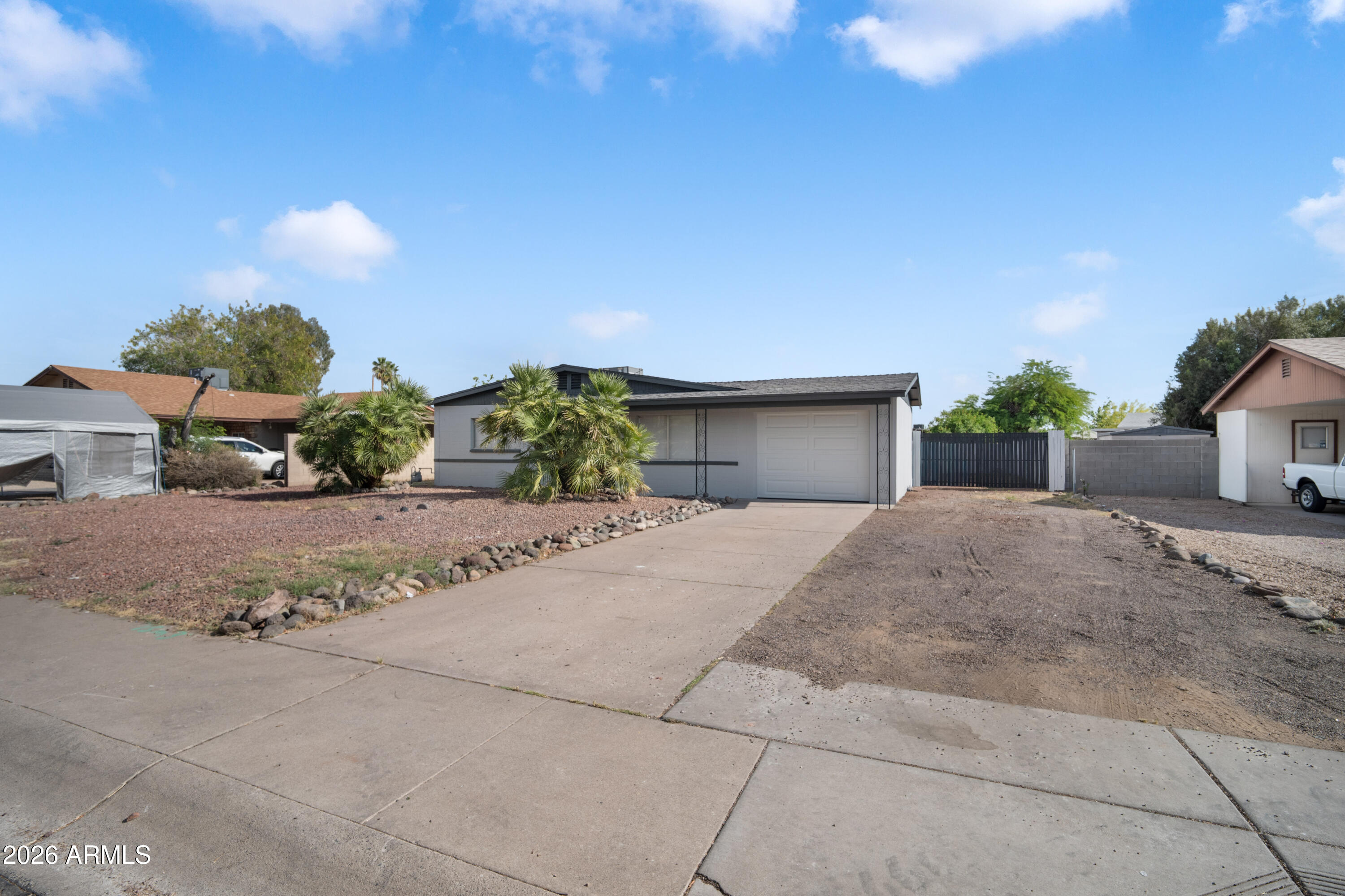 3047 W GREENWAY Road