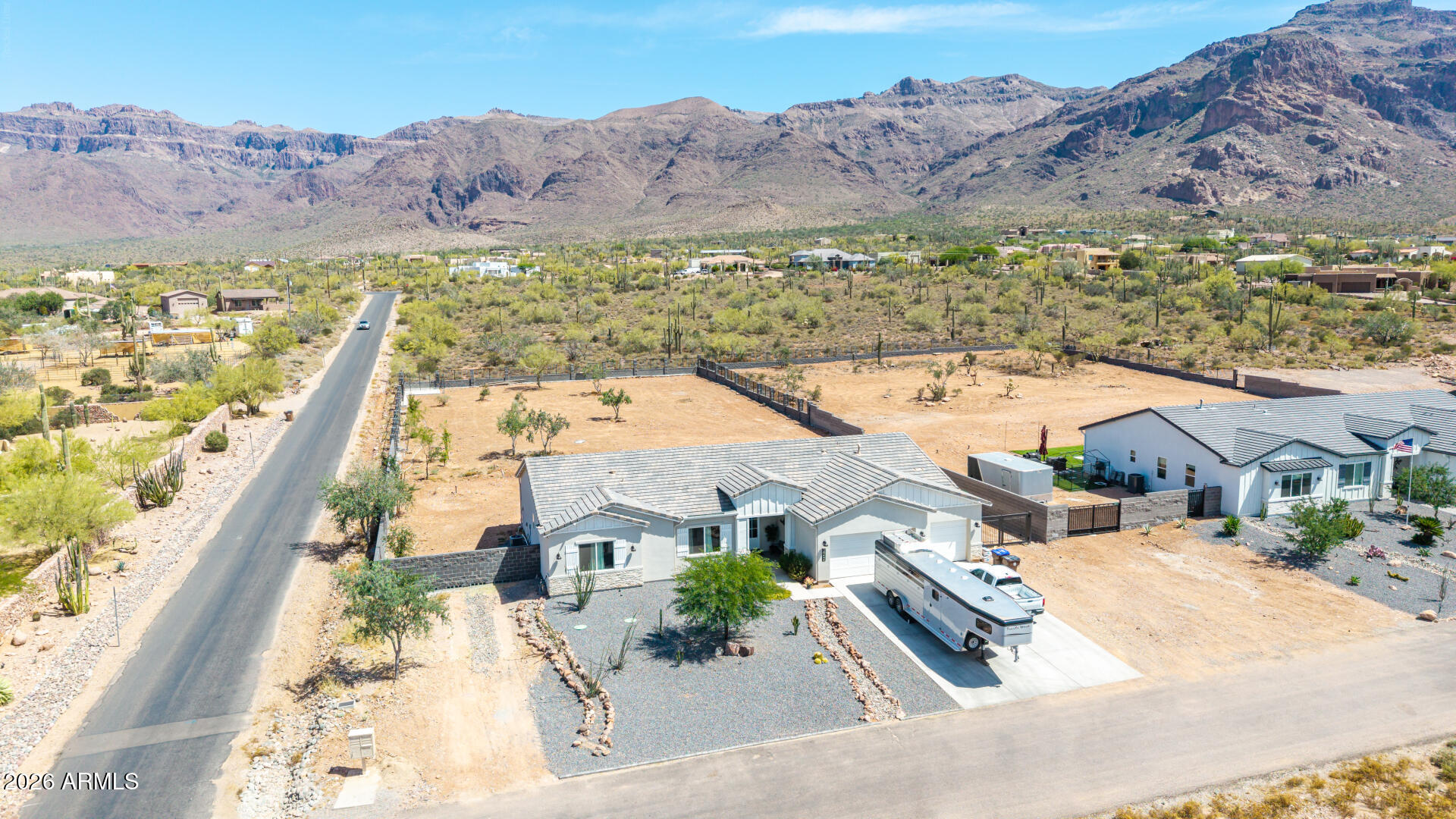 10464 E Magnolia Road