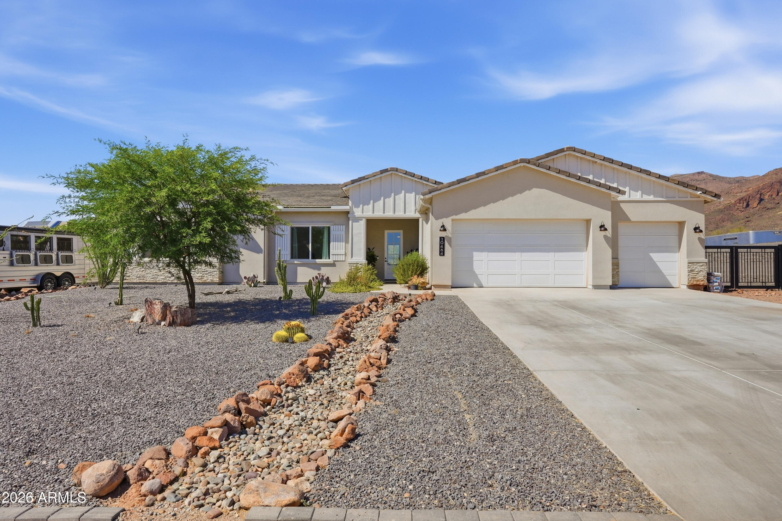 10464 E Magnolia Road