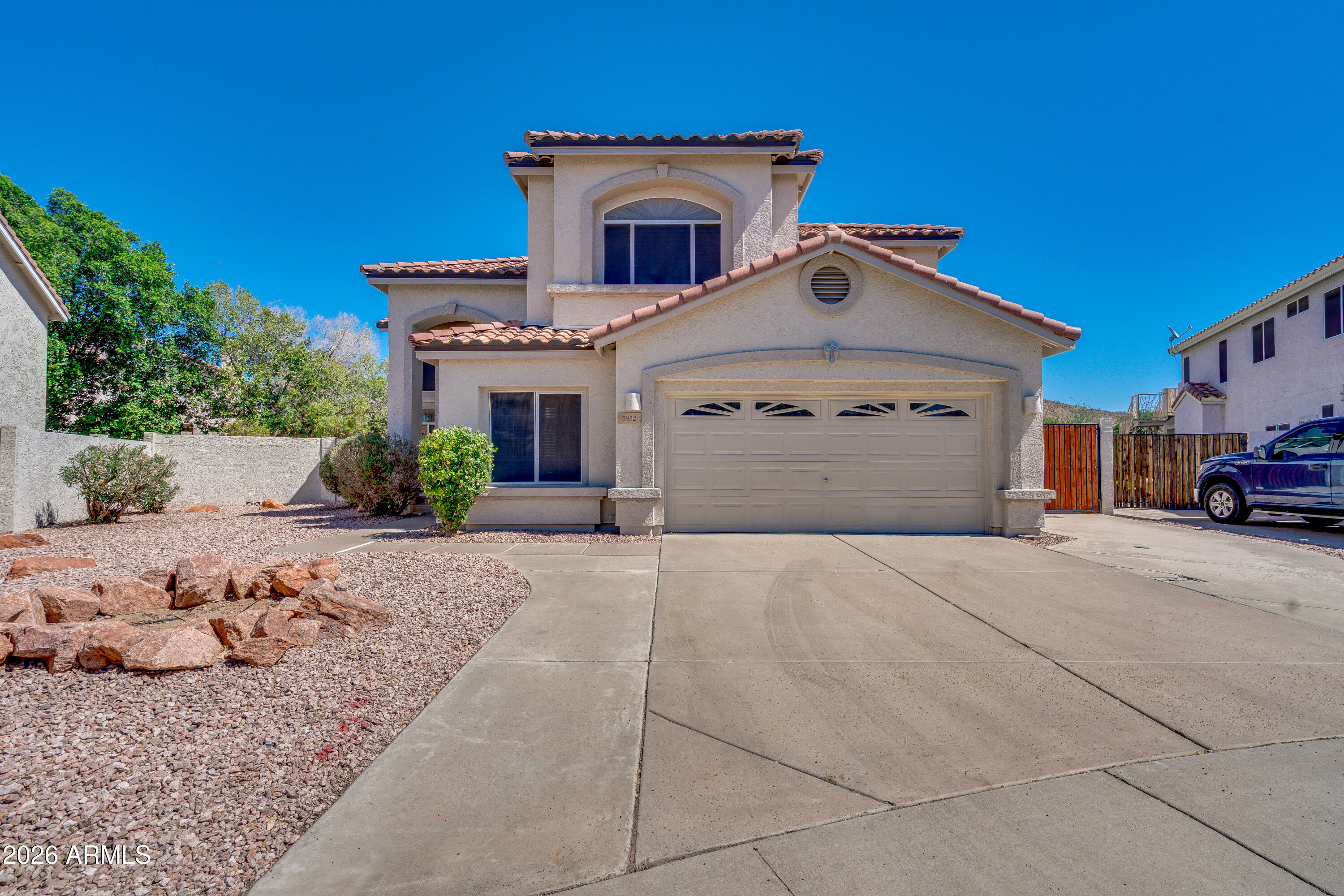 5952 W MORNING DOVE Drive