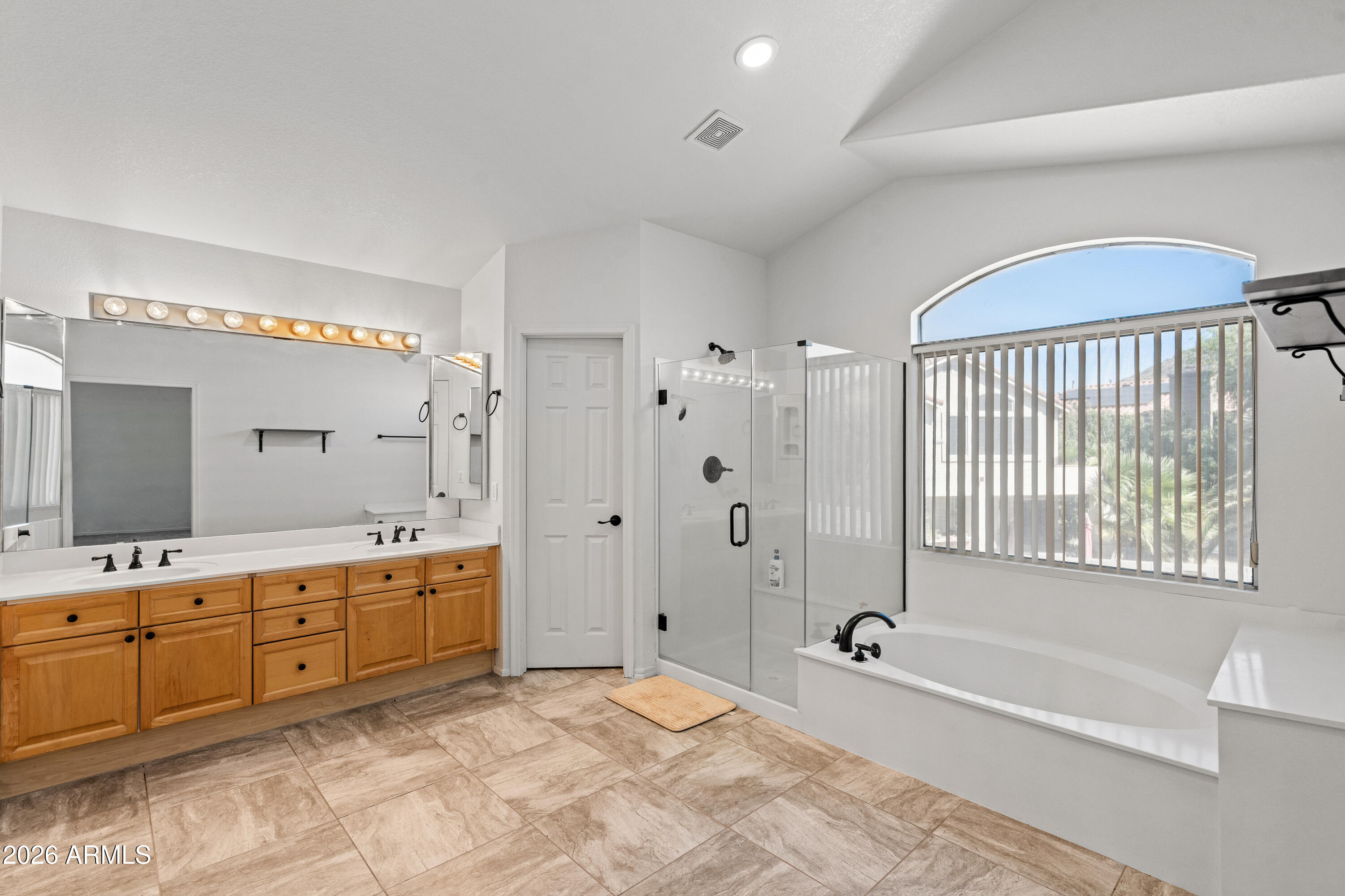 5952 W MORNING DOVE Drive
