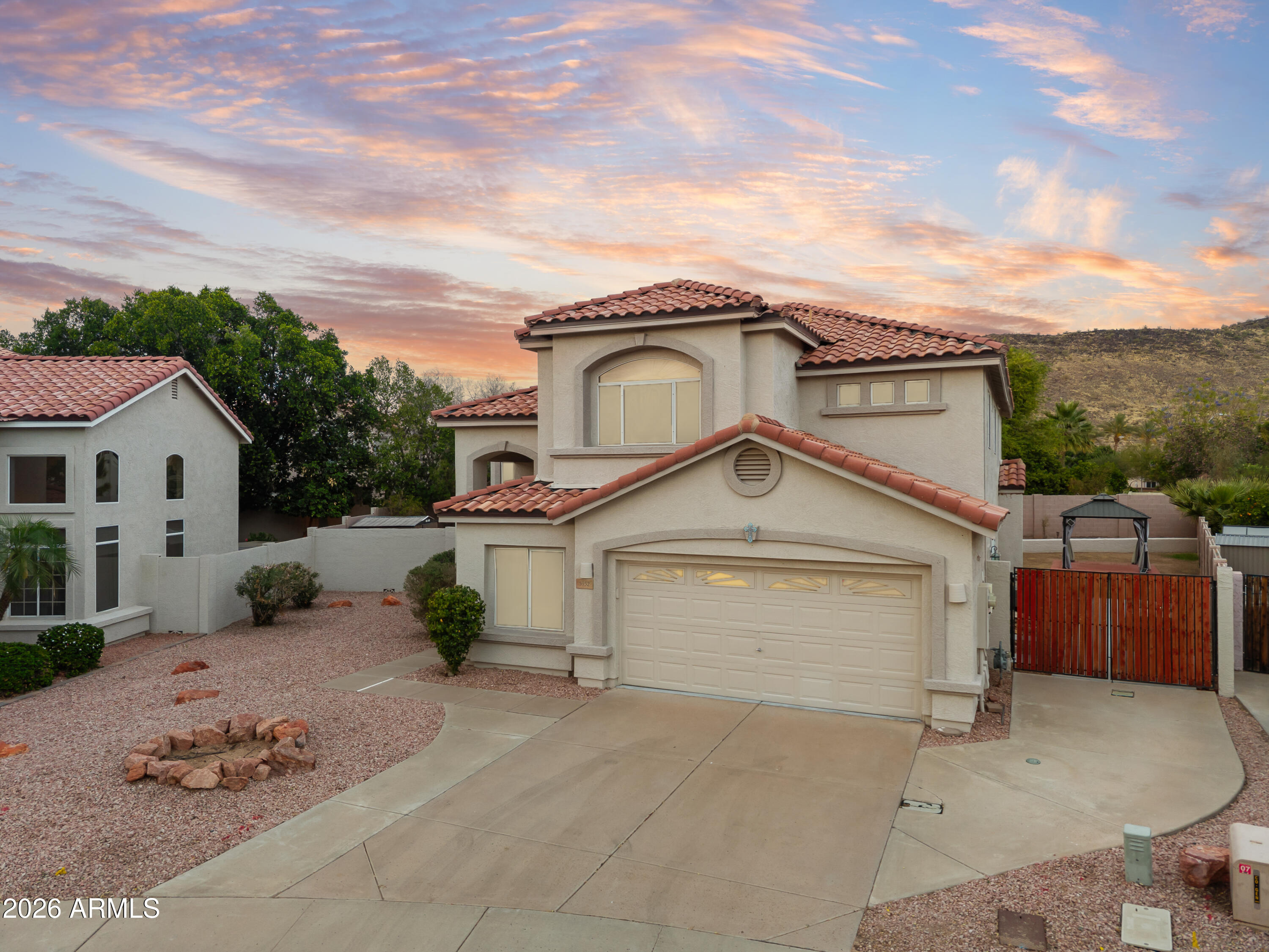 5952 W MORNING DOVE Drive