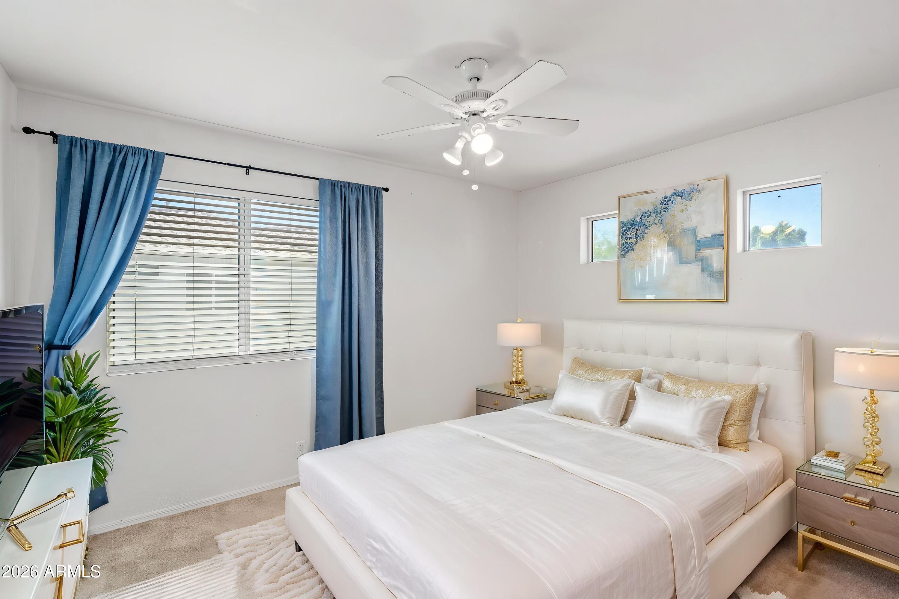 5952 W MORNING DOVE Drive