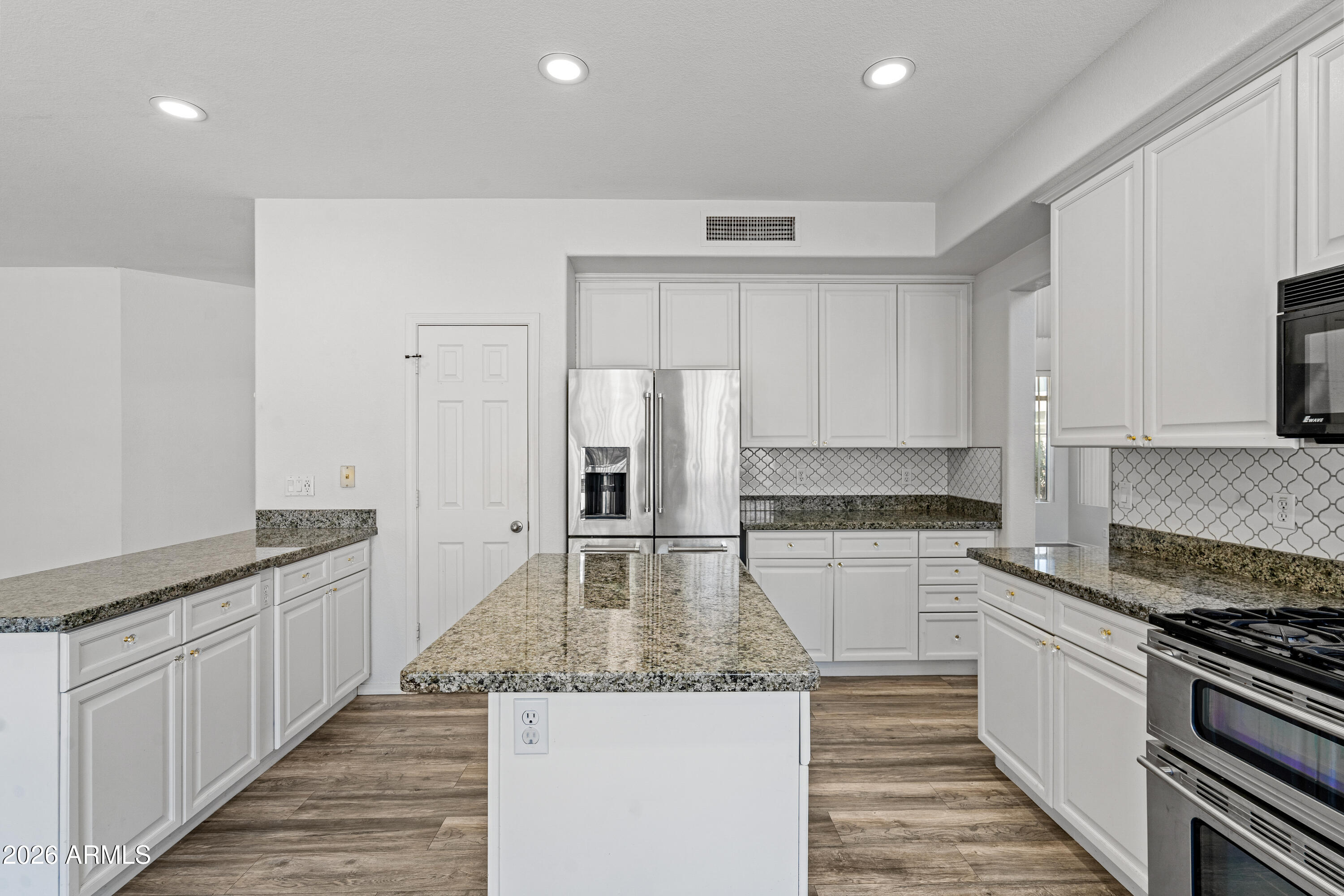 5952 W MORNING DOVE Drive