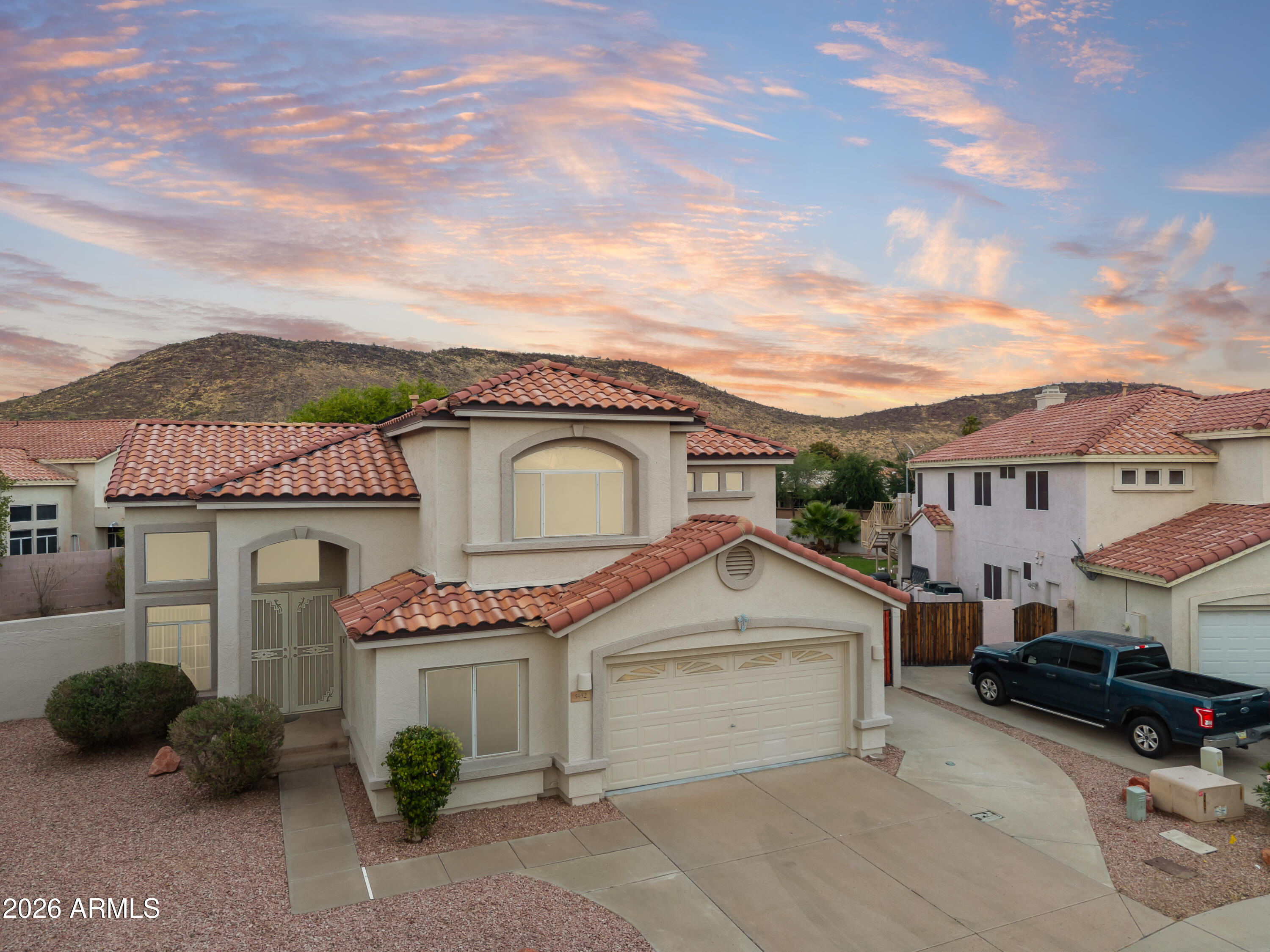 5952 W MORNING DOVE Drive