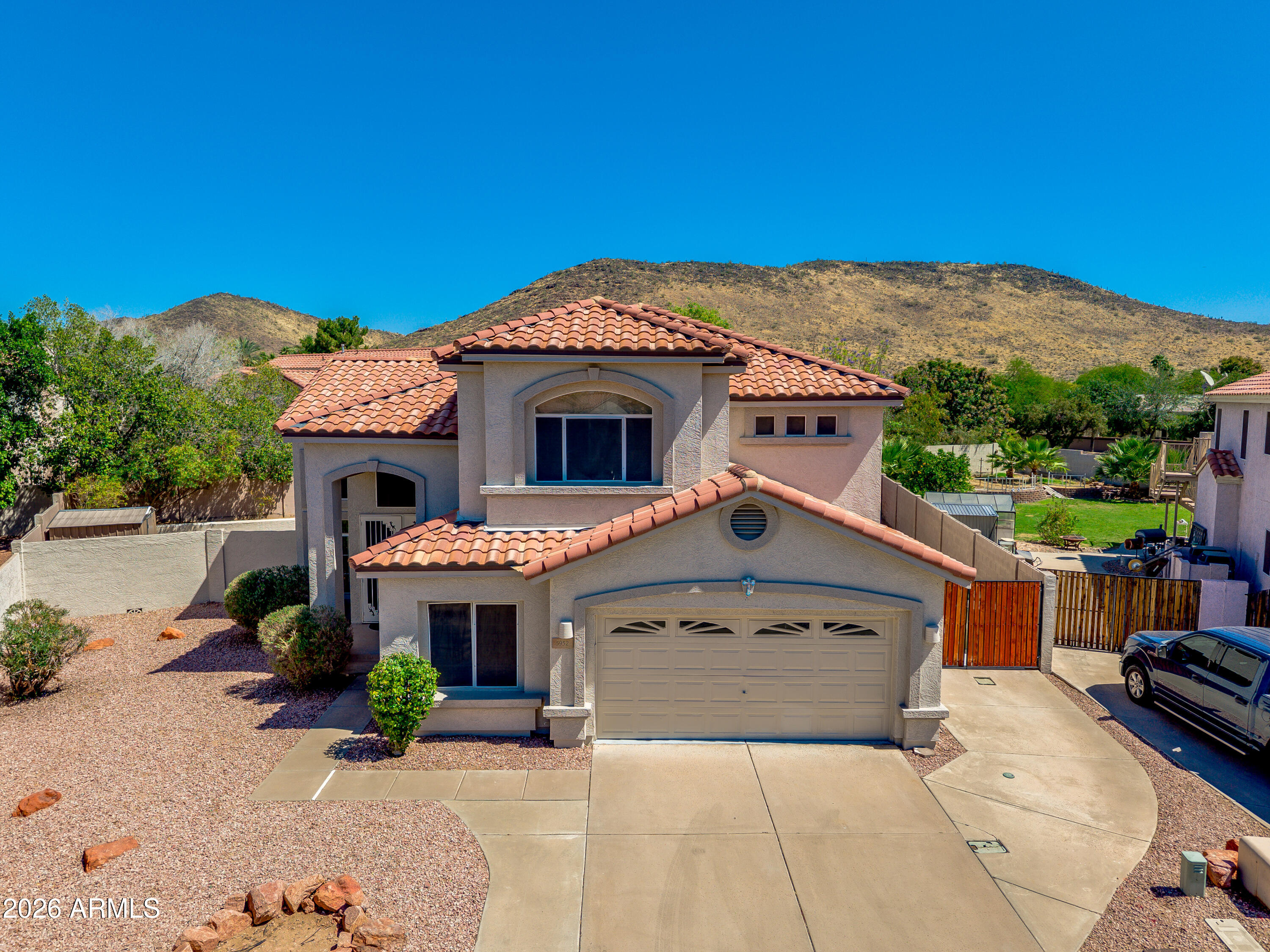 5952 W MORNING DOVE Drive