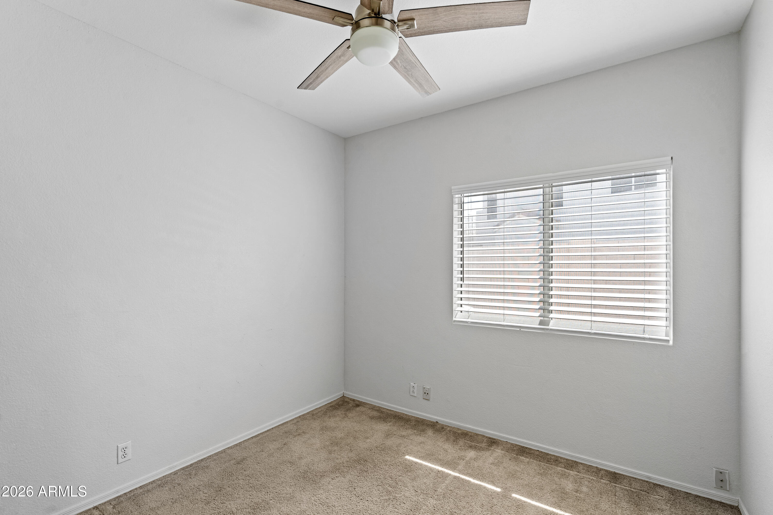 5952 W MORNING DOVE Drive