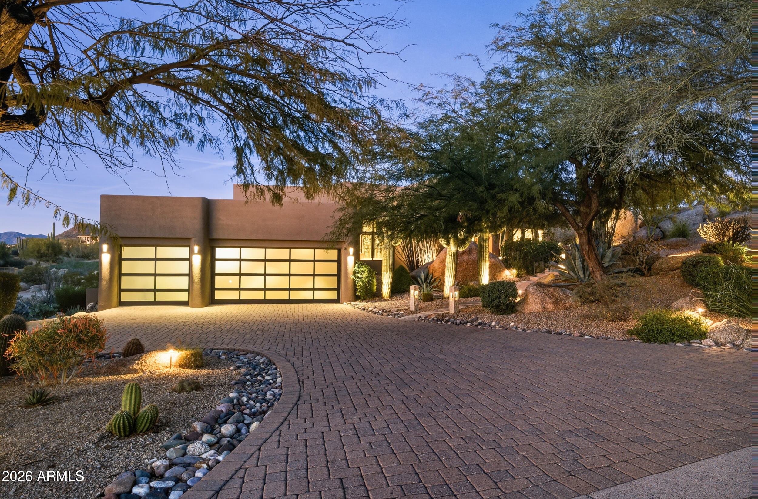 10664 E MONUMENT Drive