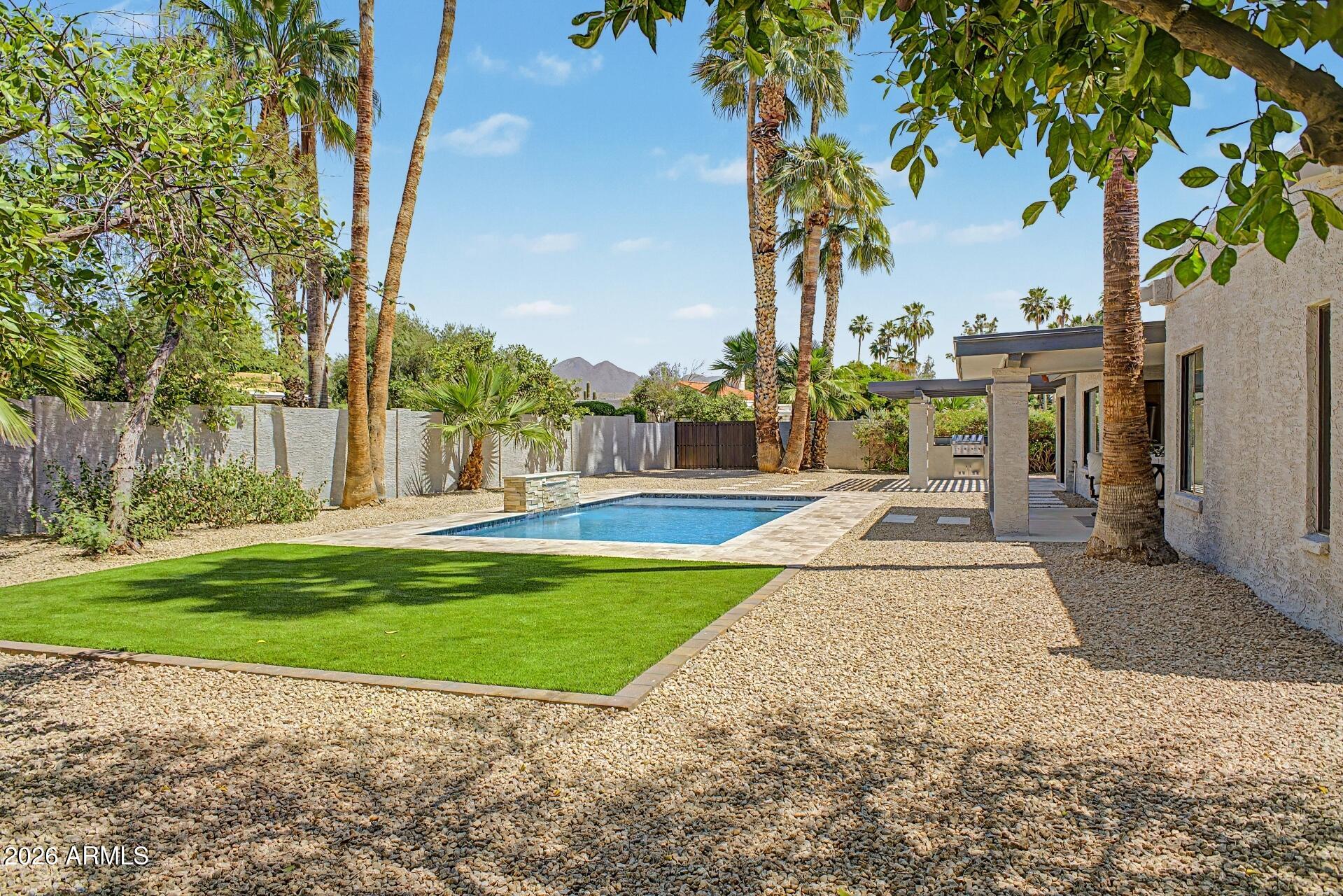 10190 N 106TH Street E