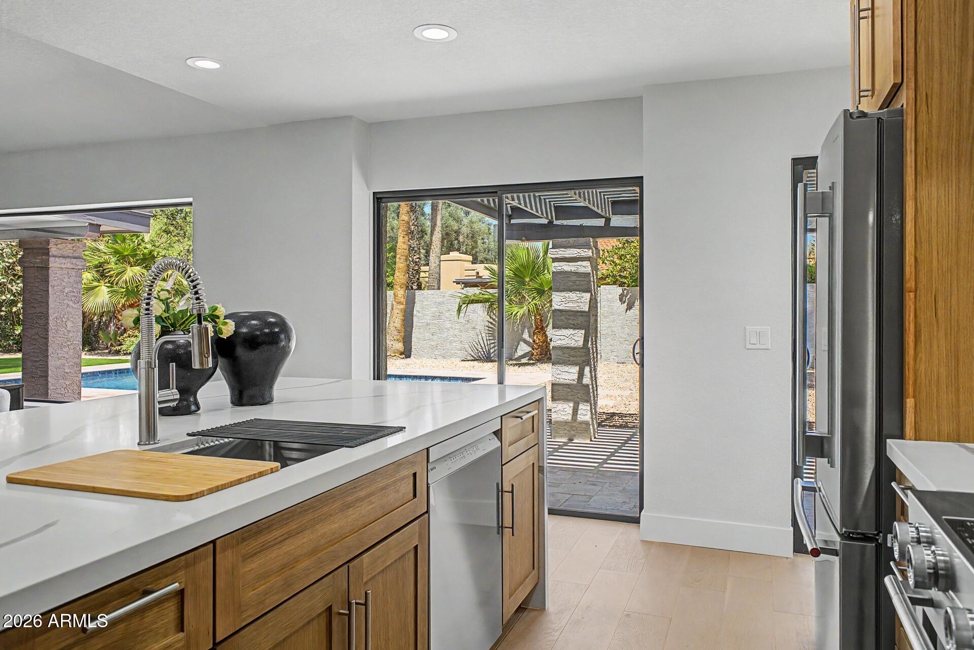 10190 N 106TH Street E