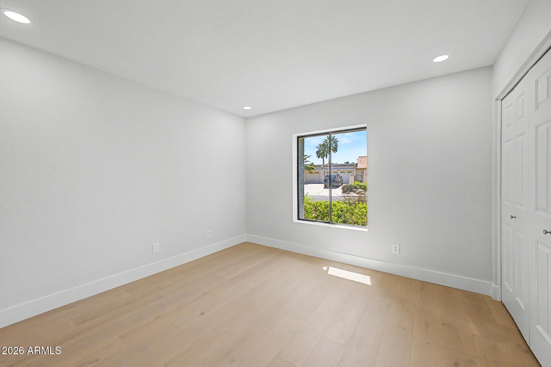 10190 N 106TH Street E