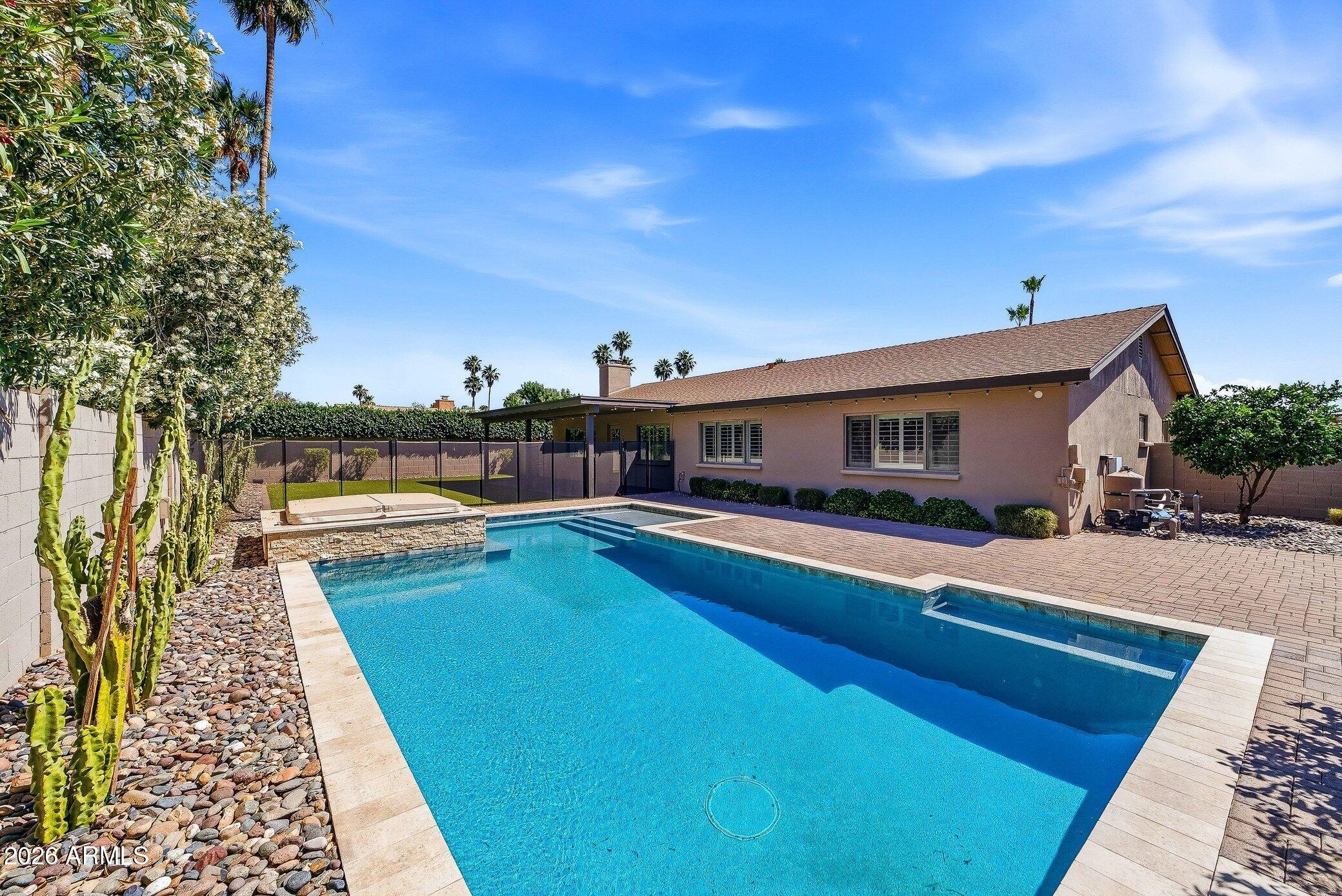 8502 N 86TH Street