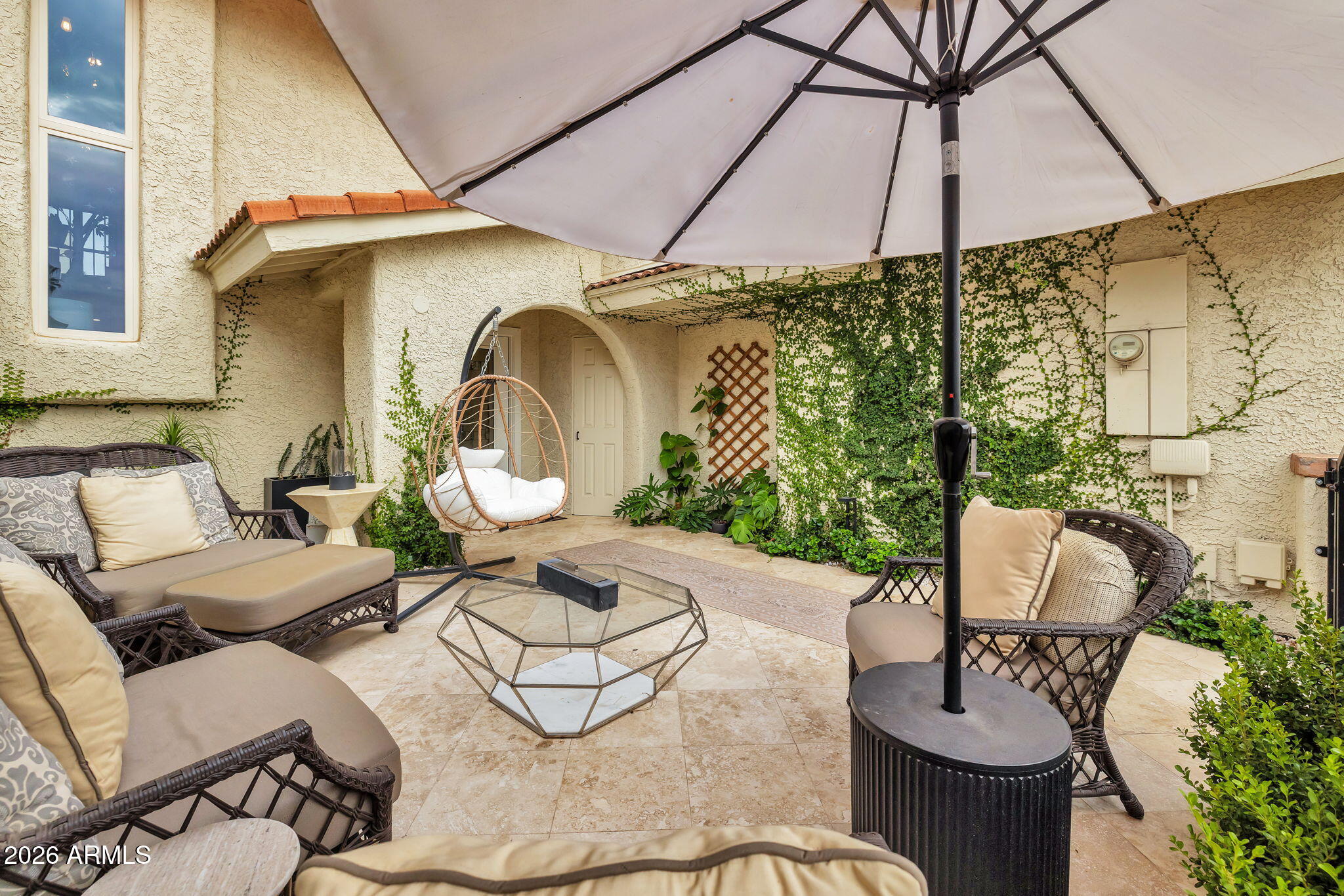 7609 N LYNN OAKS Drive