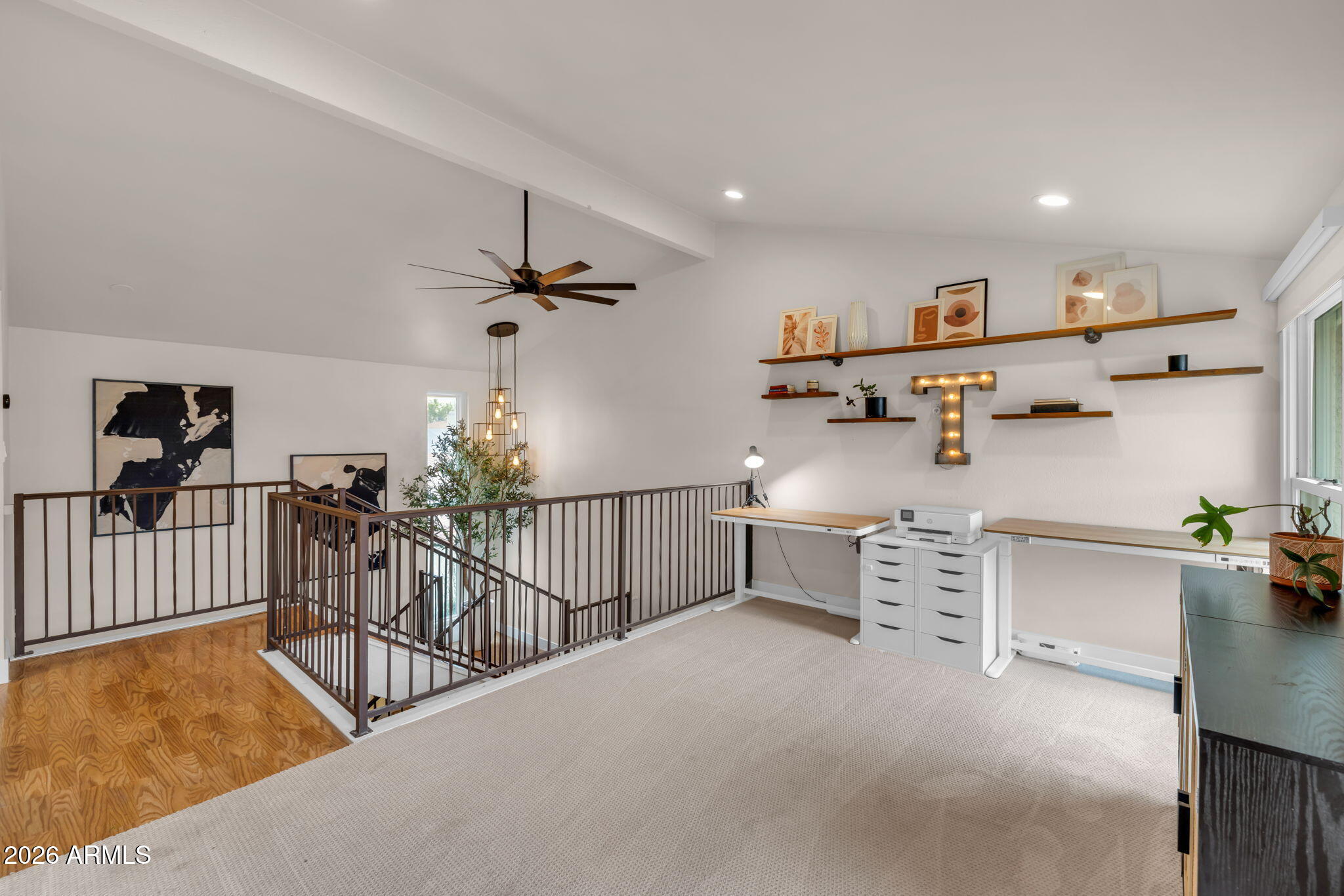 7609 N LYNN OAKS Drive