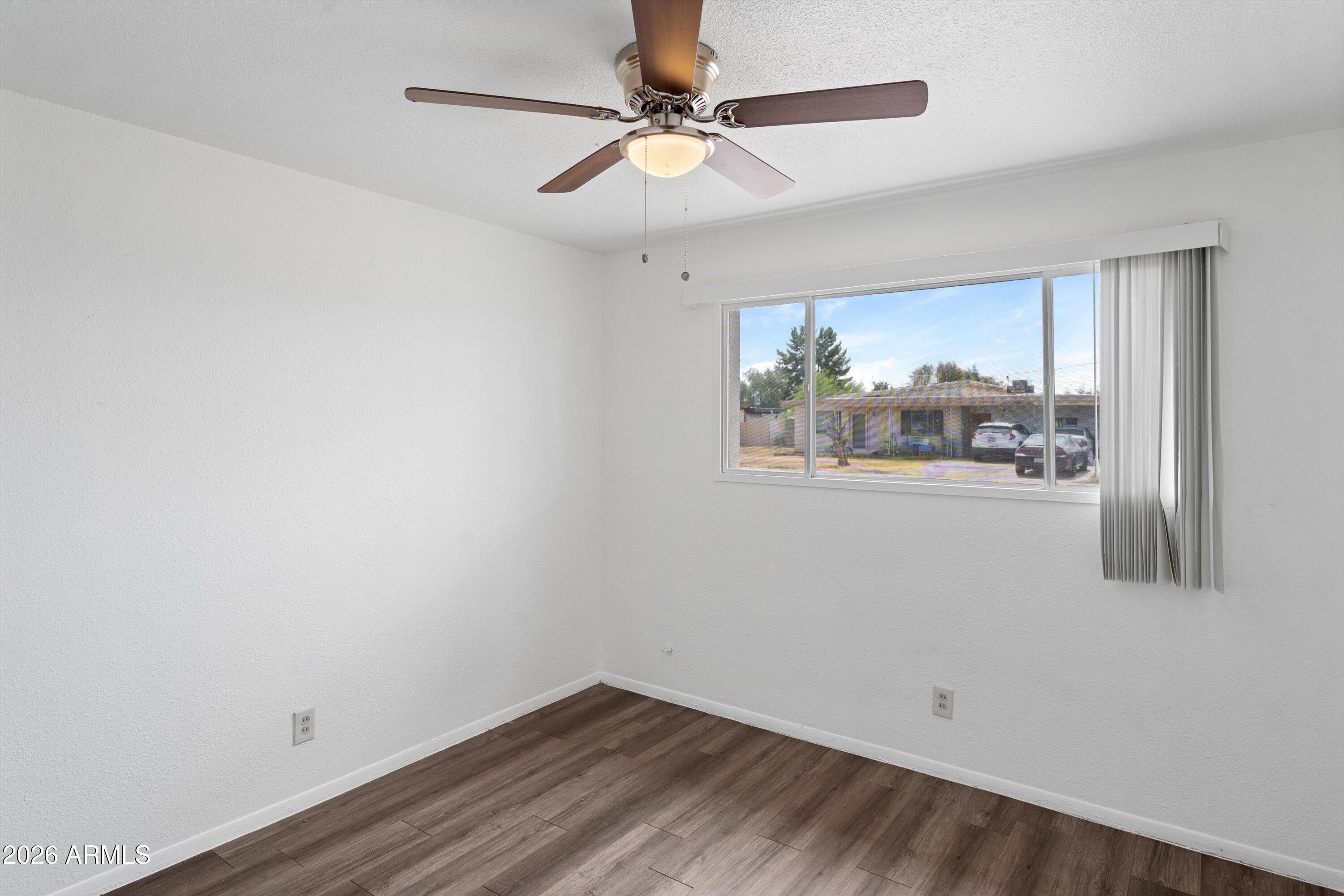 3438 W SIERRA Street