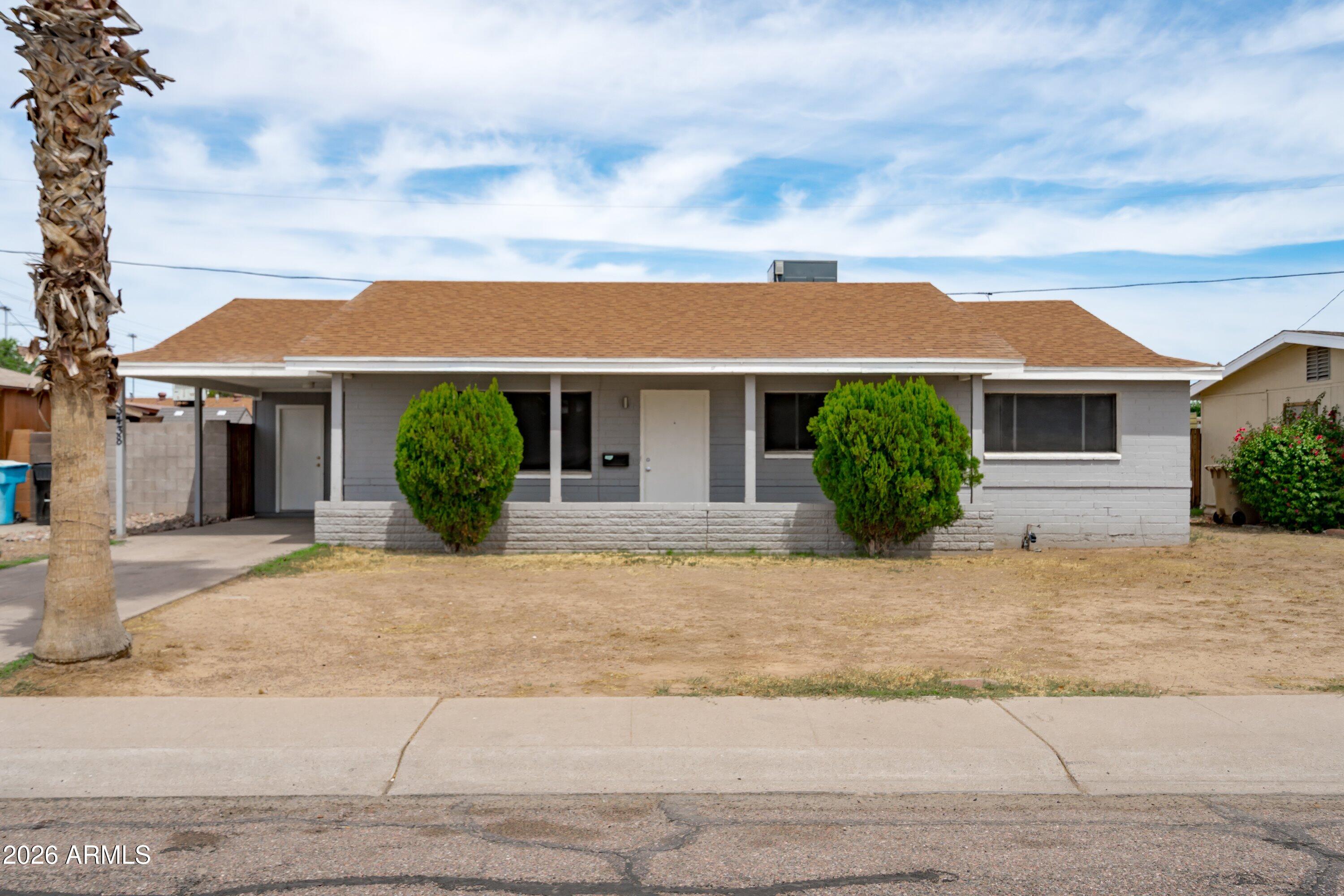 3438 W SIERRA Street