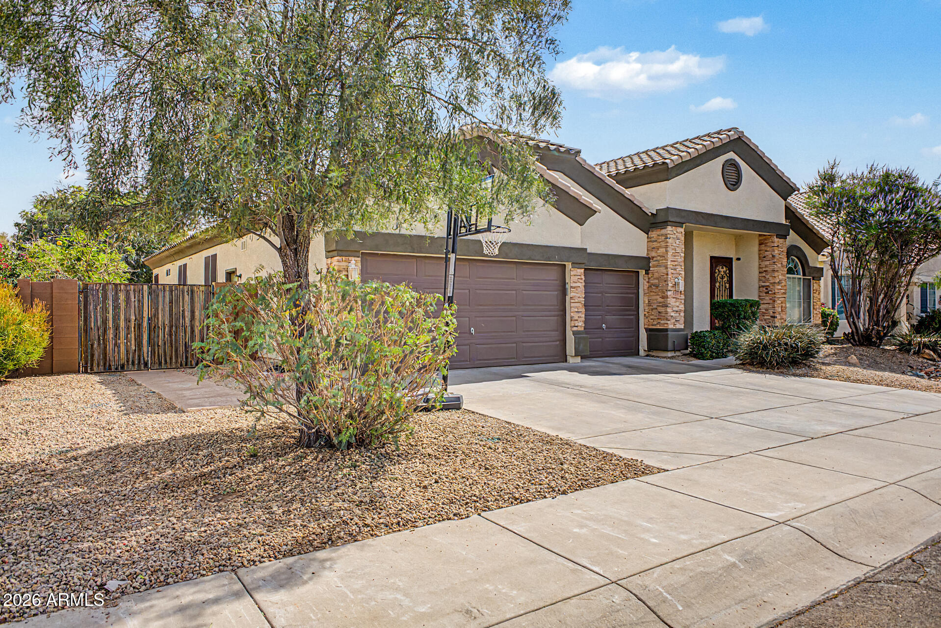 3337 W LATONA Road
