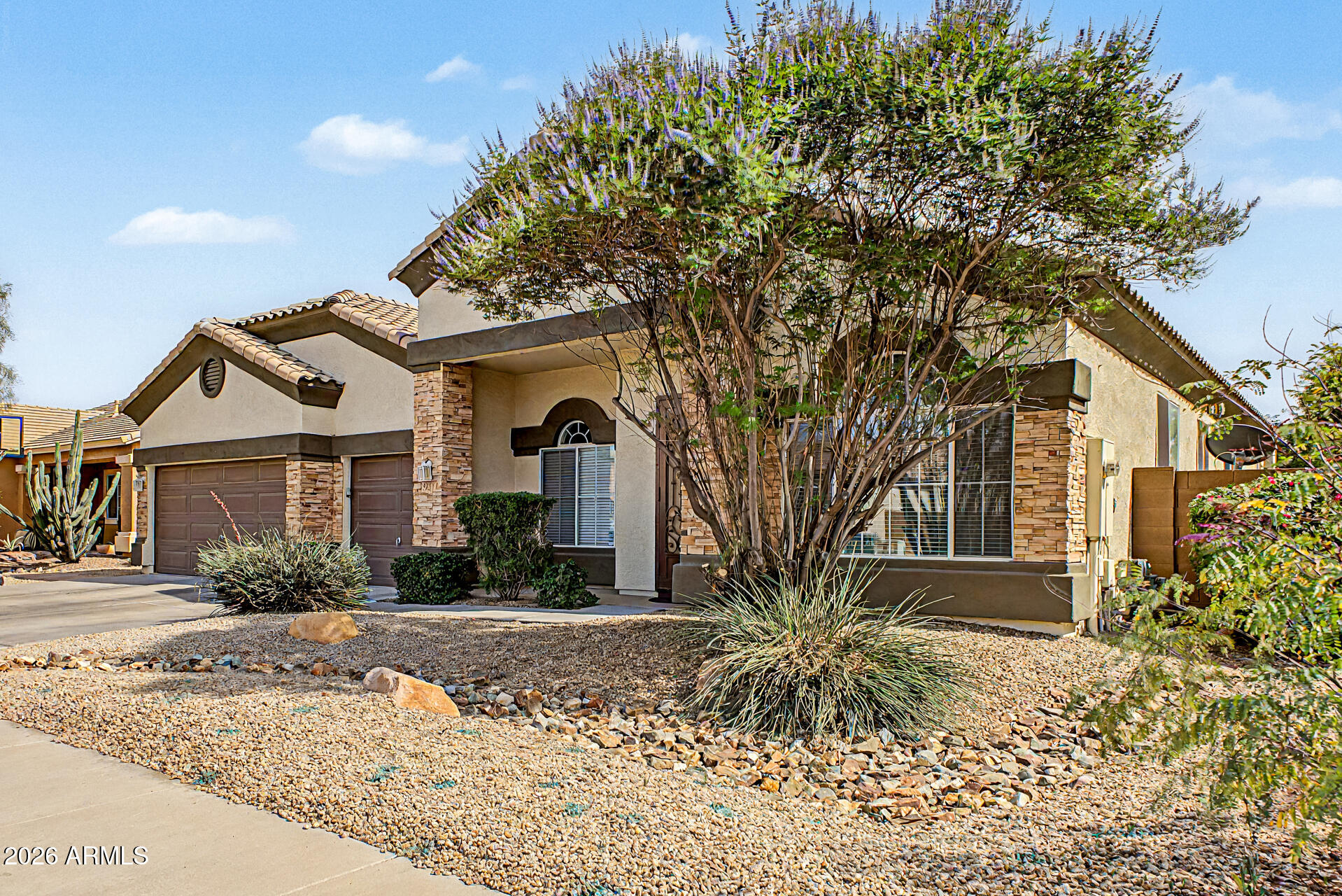 3337 W LATONA Road