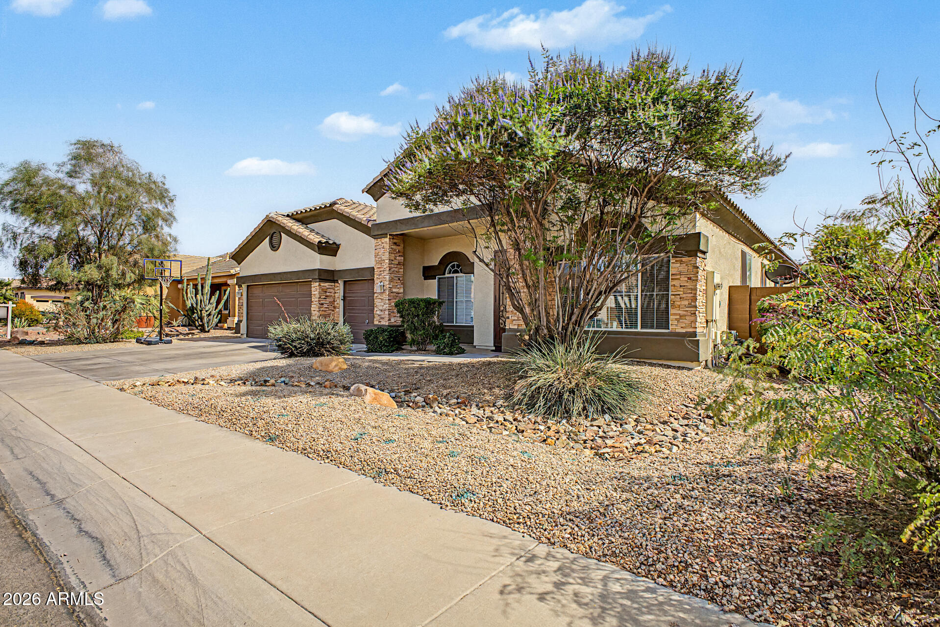 3337 W LATONA Road
