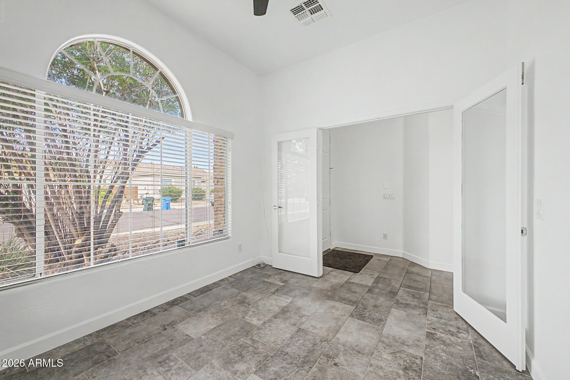 3337 W LATONA Road