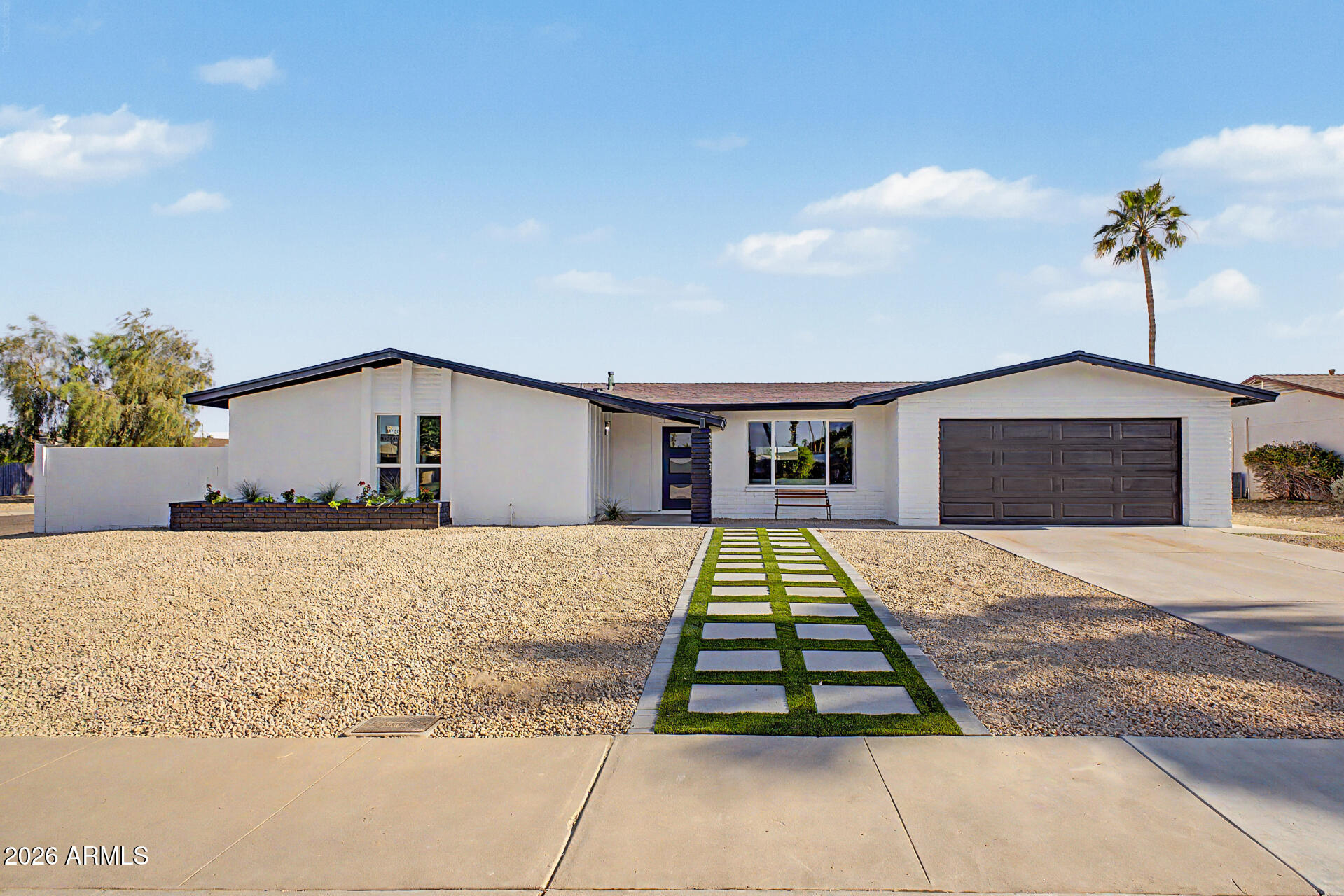 3235 E LARKSPUR Drive
