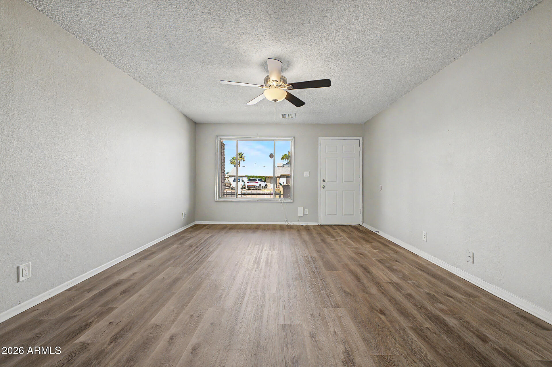 452 S JOHNSON
