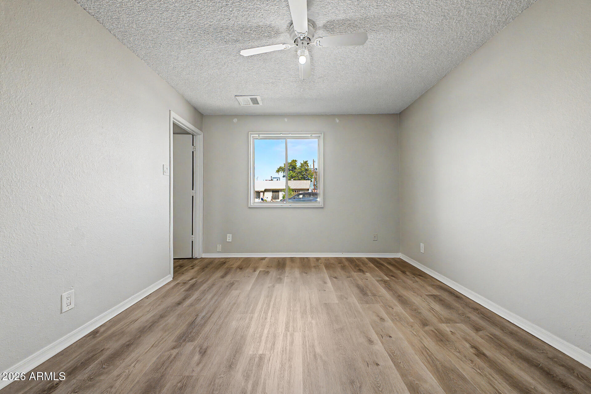 452 S JOHNSON