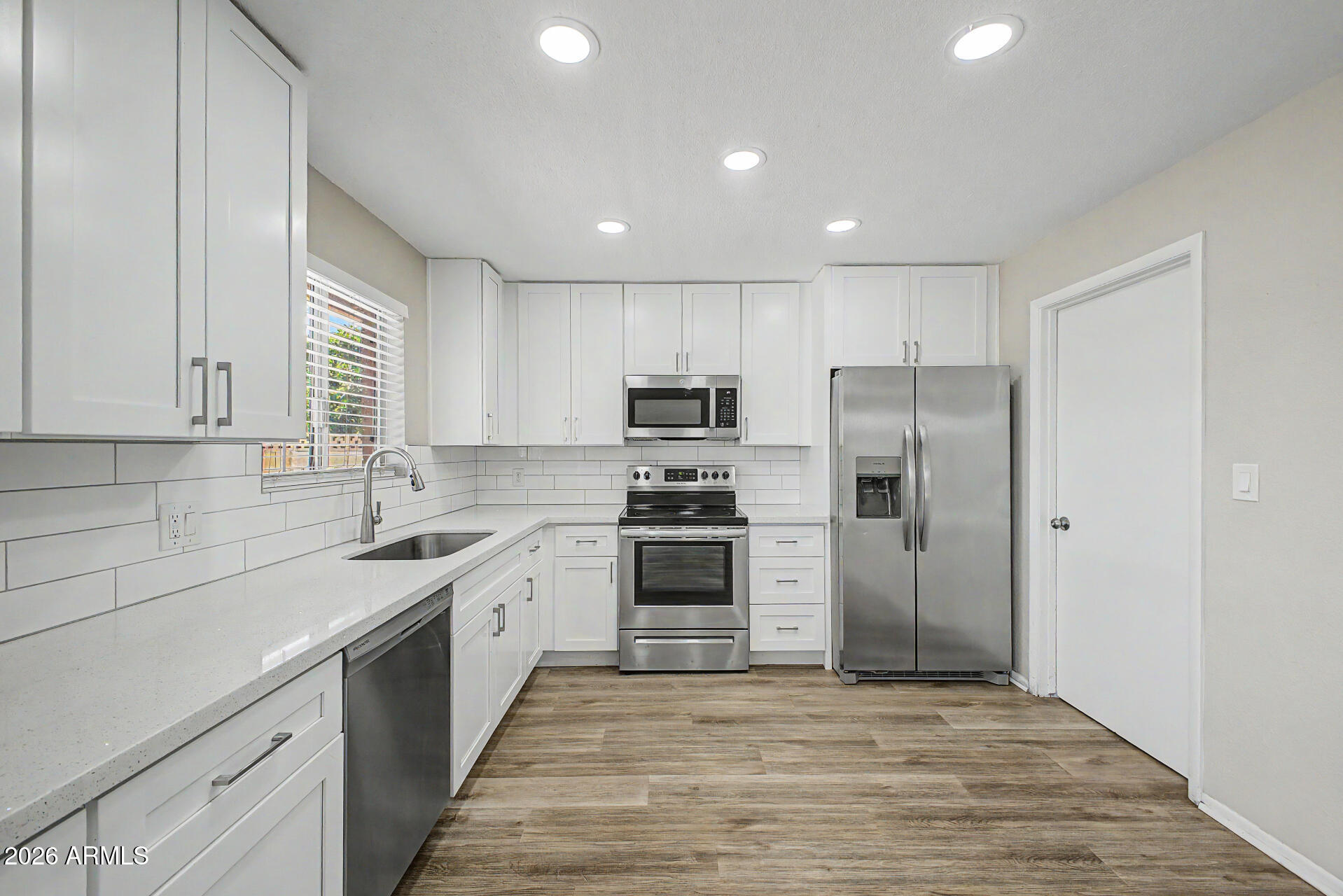 452 S JOHNSON