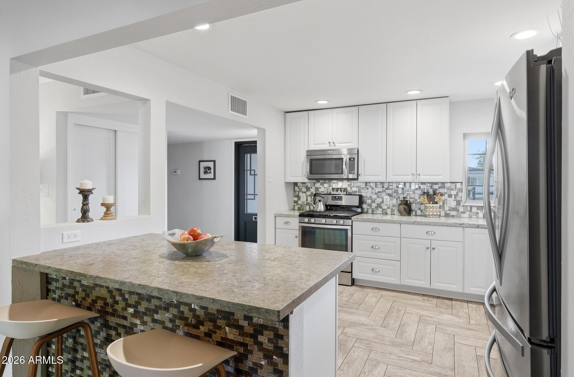 4523 N 35th Place