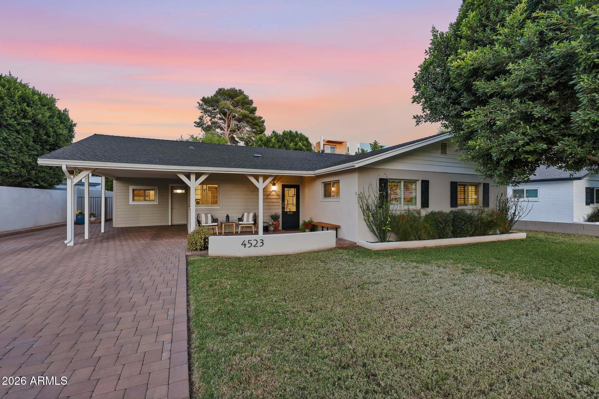 4523 N 35th Place