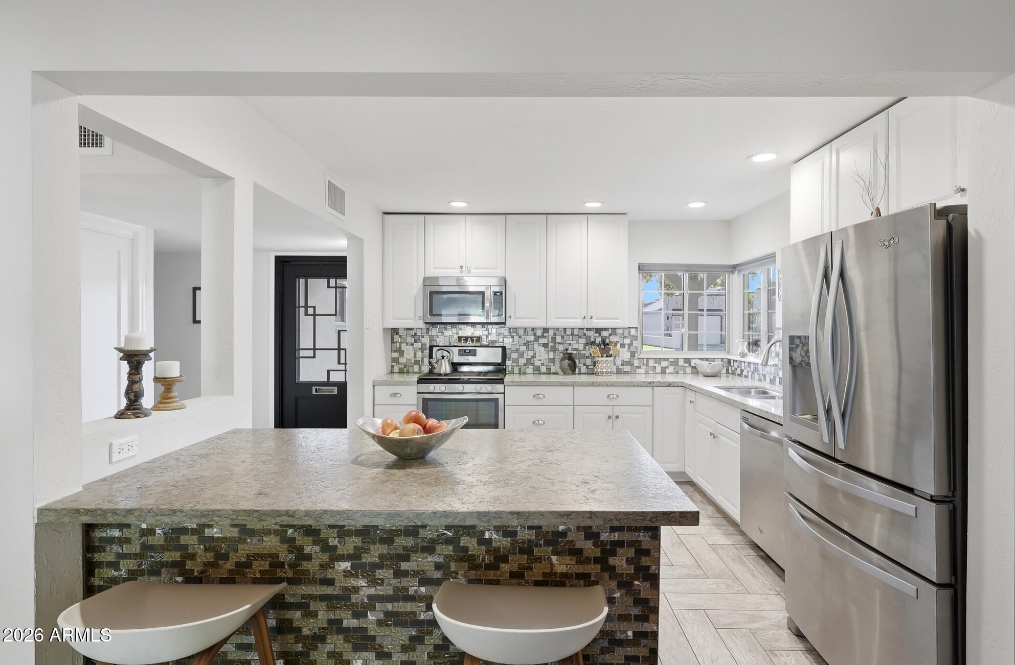 4523 N 35th Place