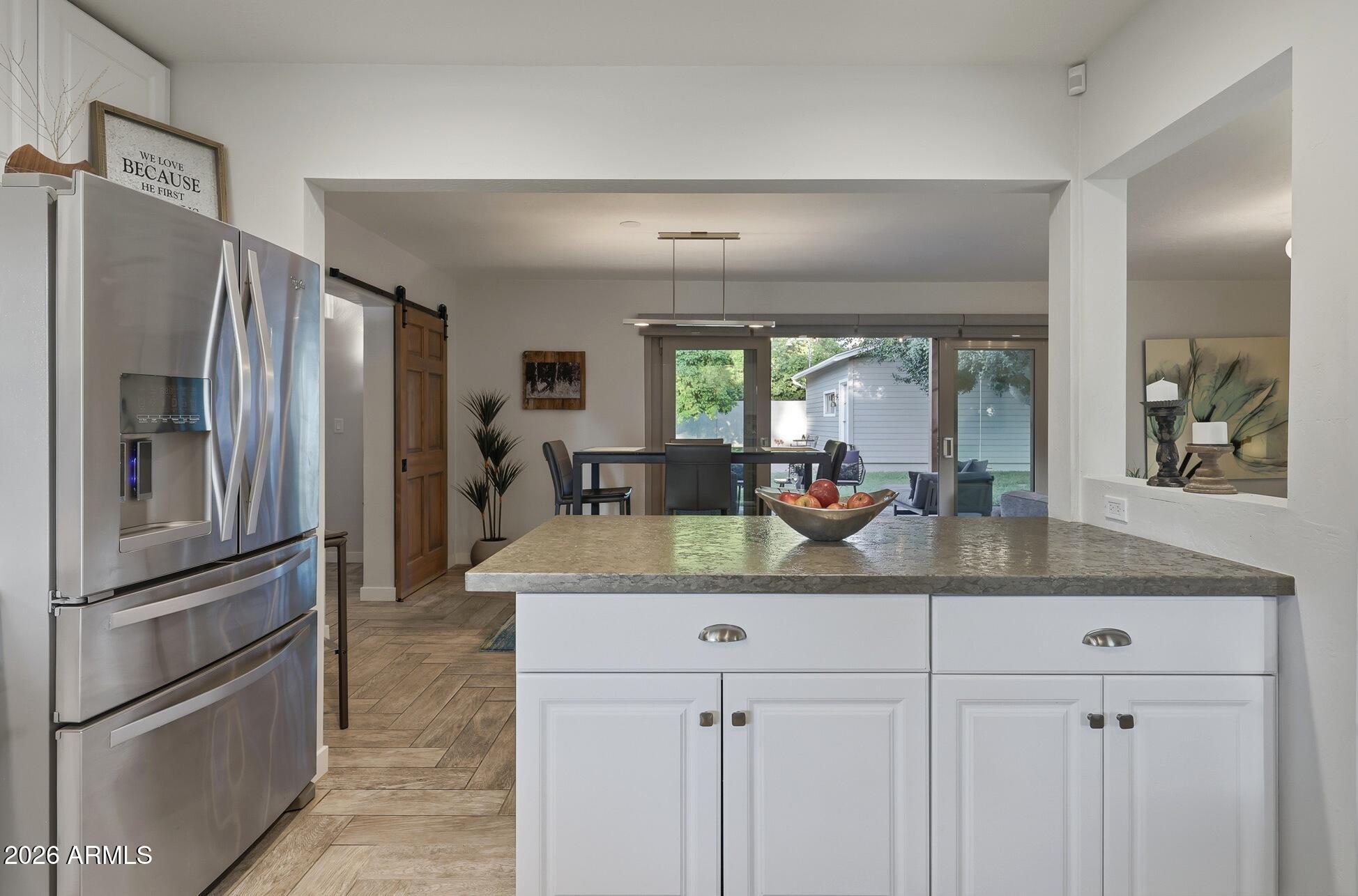 4523 N 35th Place
