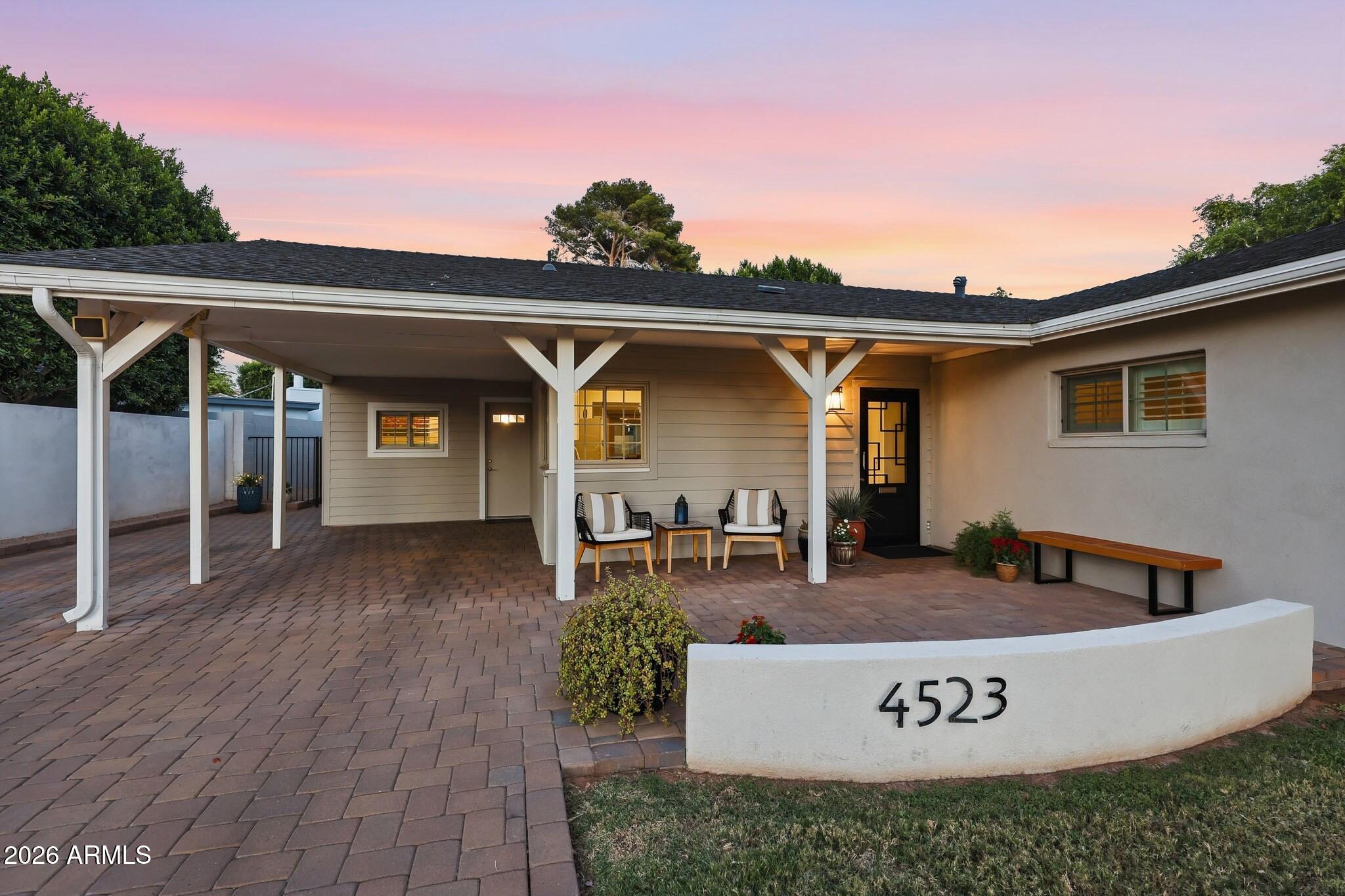 4523 N 35th Place