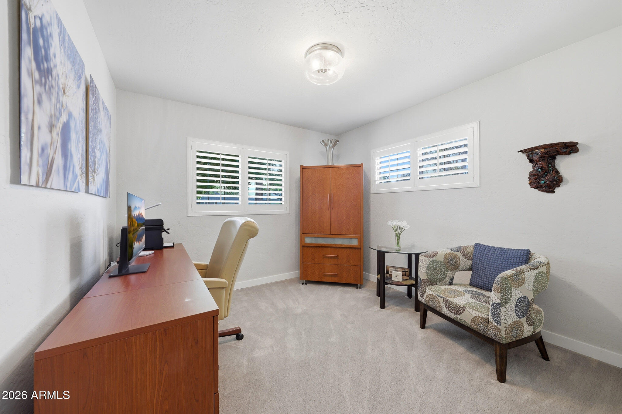 4523 N 35th Place