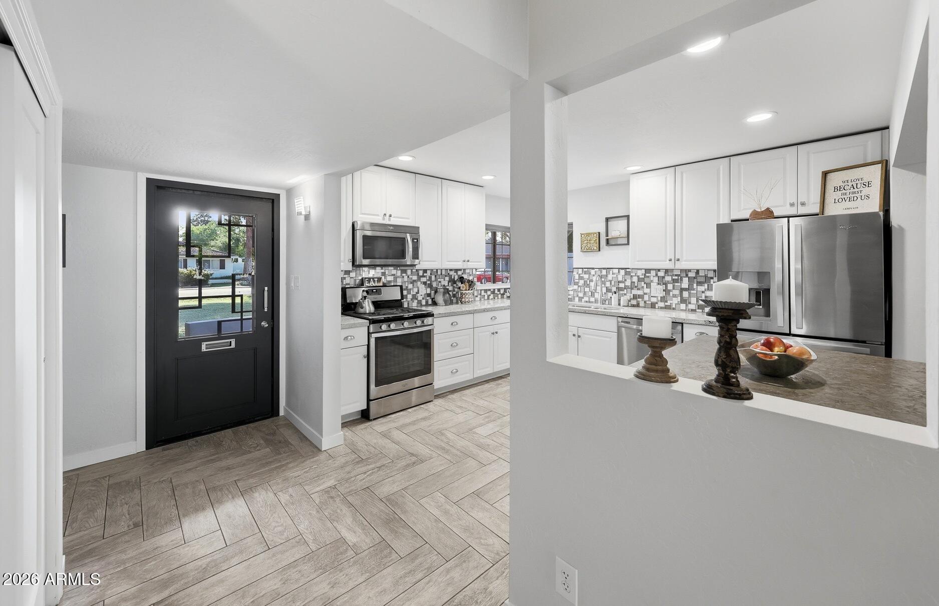4523 N 35th Place