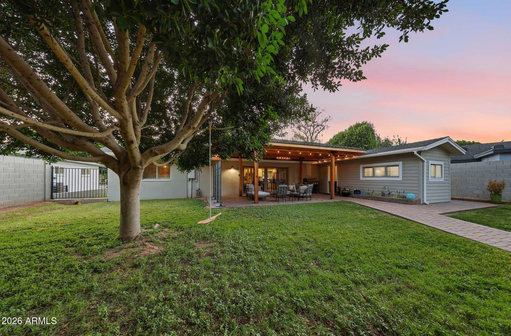 4523 N 35th Place