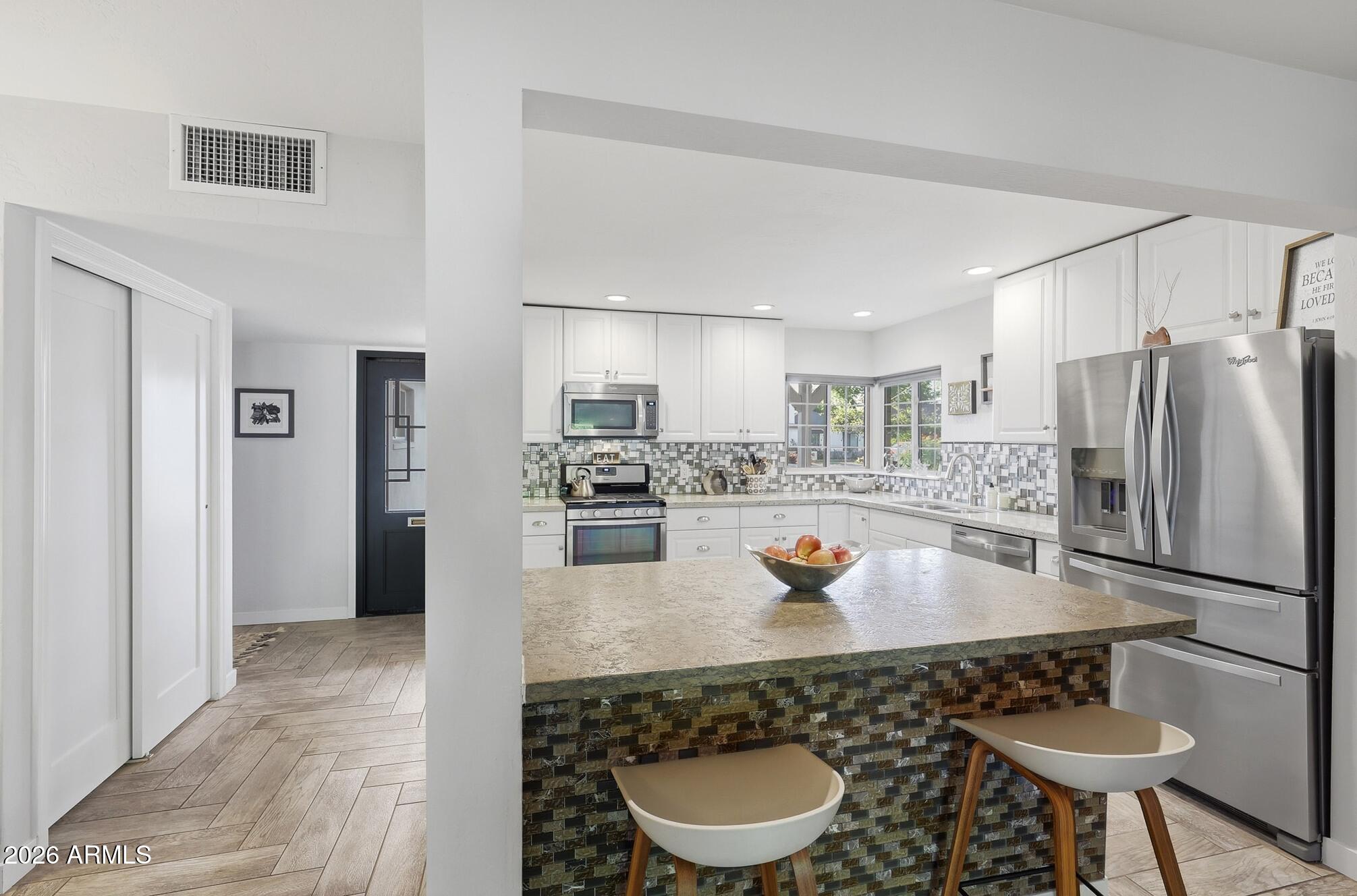 4523 N 35th Place